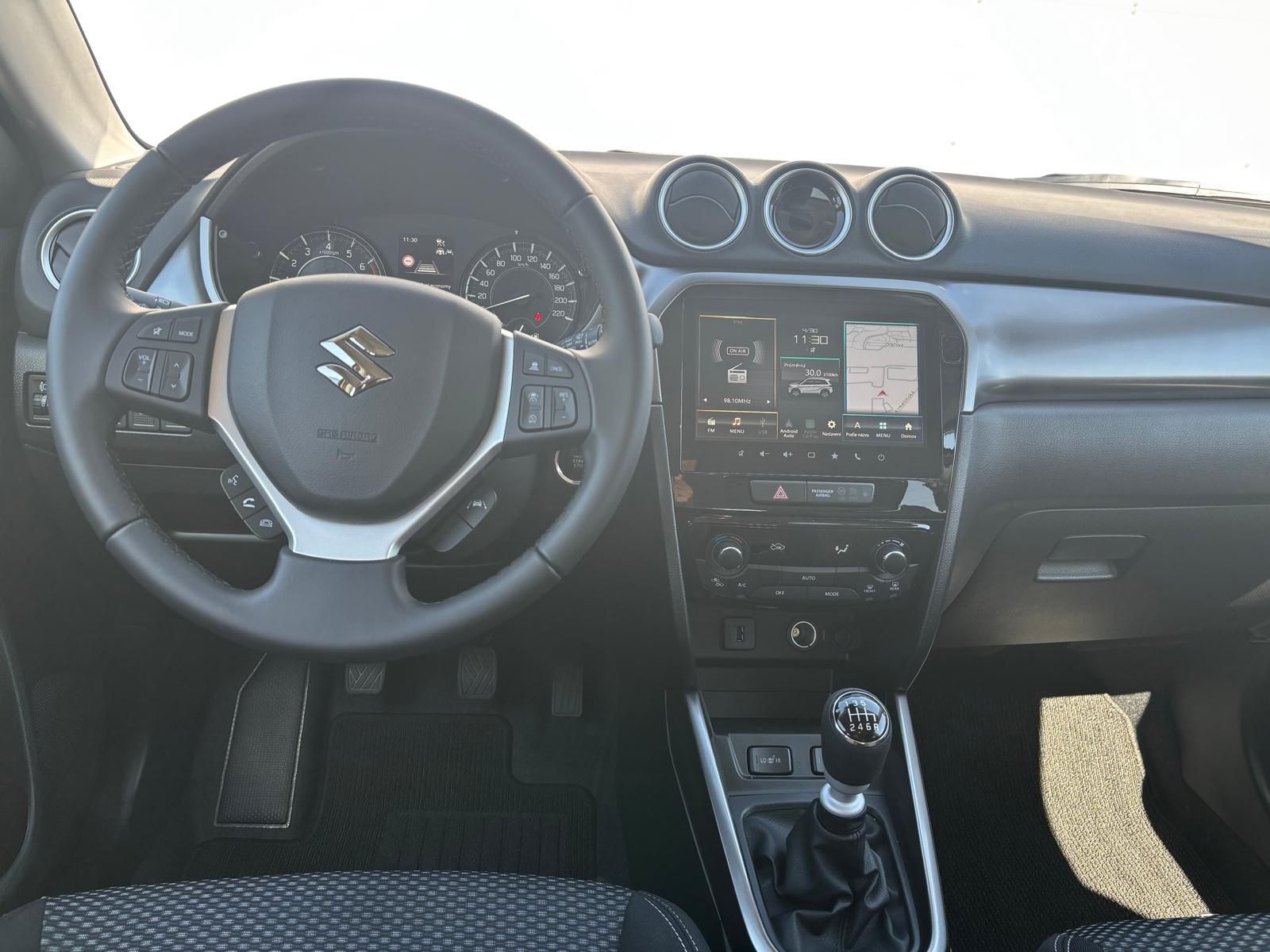 Suzuki Vitara, 1,4 BoosterJet Premium - fotka 5