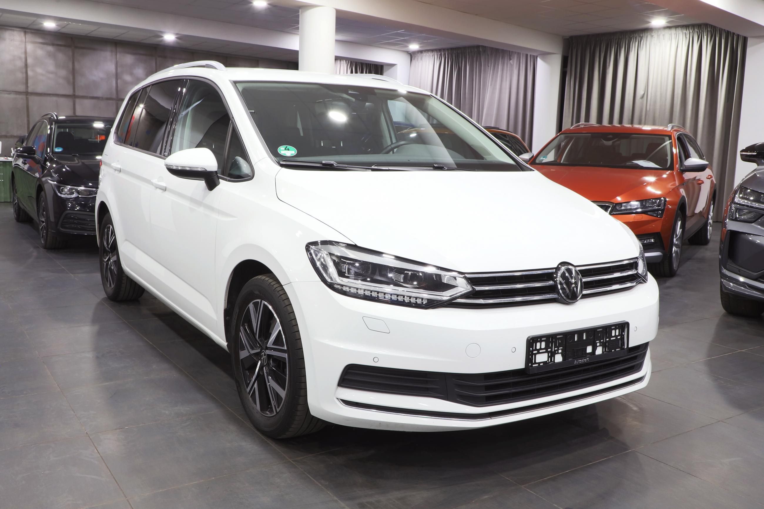 Volkswagen Touran, 2.0 TDI 110kW DSG / 7-Míst