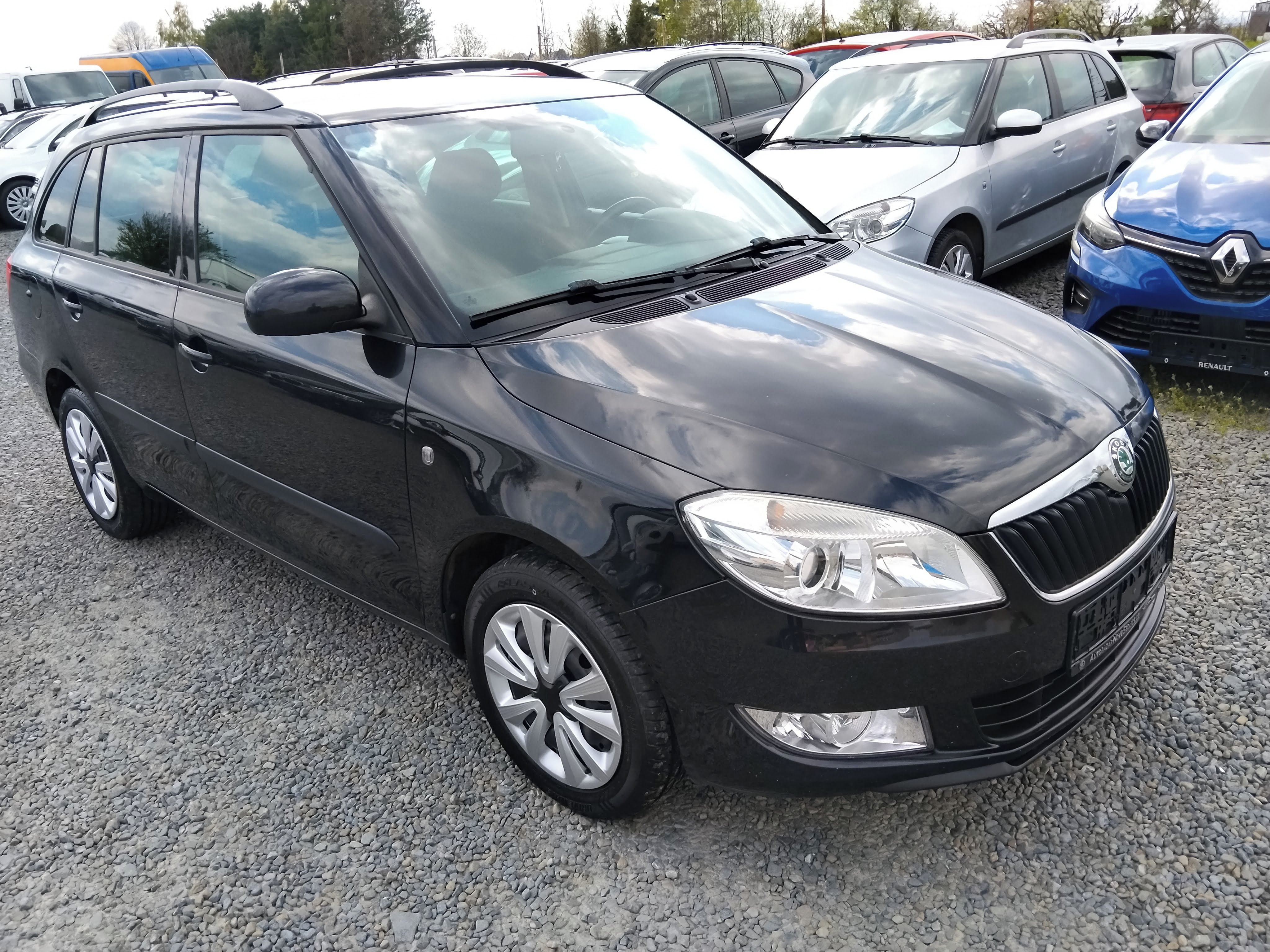 Škoda Fabia, 1.2 HTP Klima, ABS - fotka 2