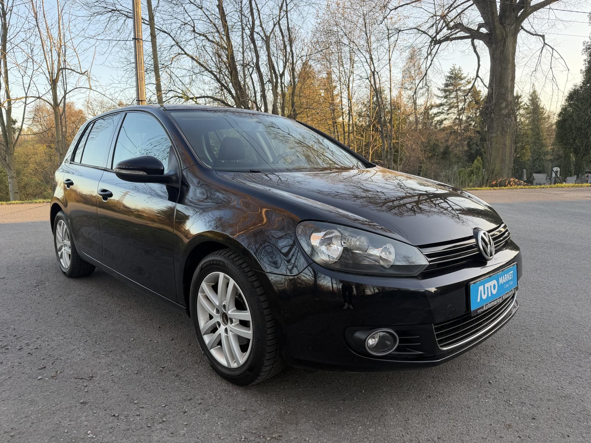 Volkswagen Golf, 1,6 TDi 77kw HIGHline - fotka 3