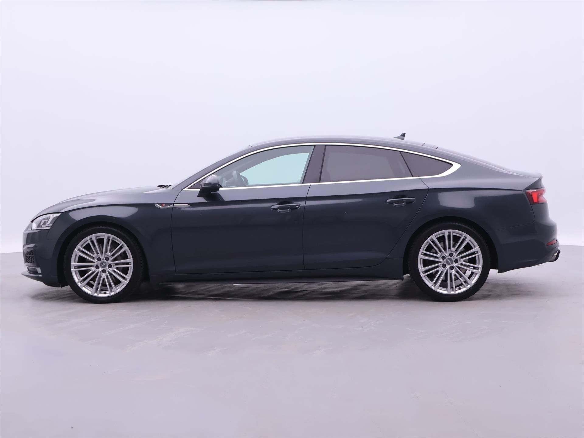 Audi A5, Sportback 3,0 50 TDI 210kW Qua - fotka 4