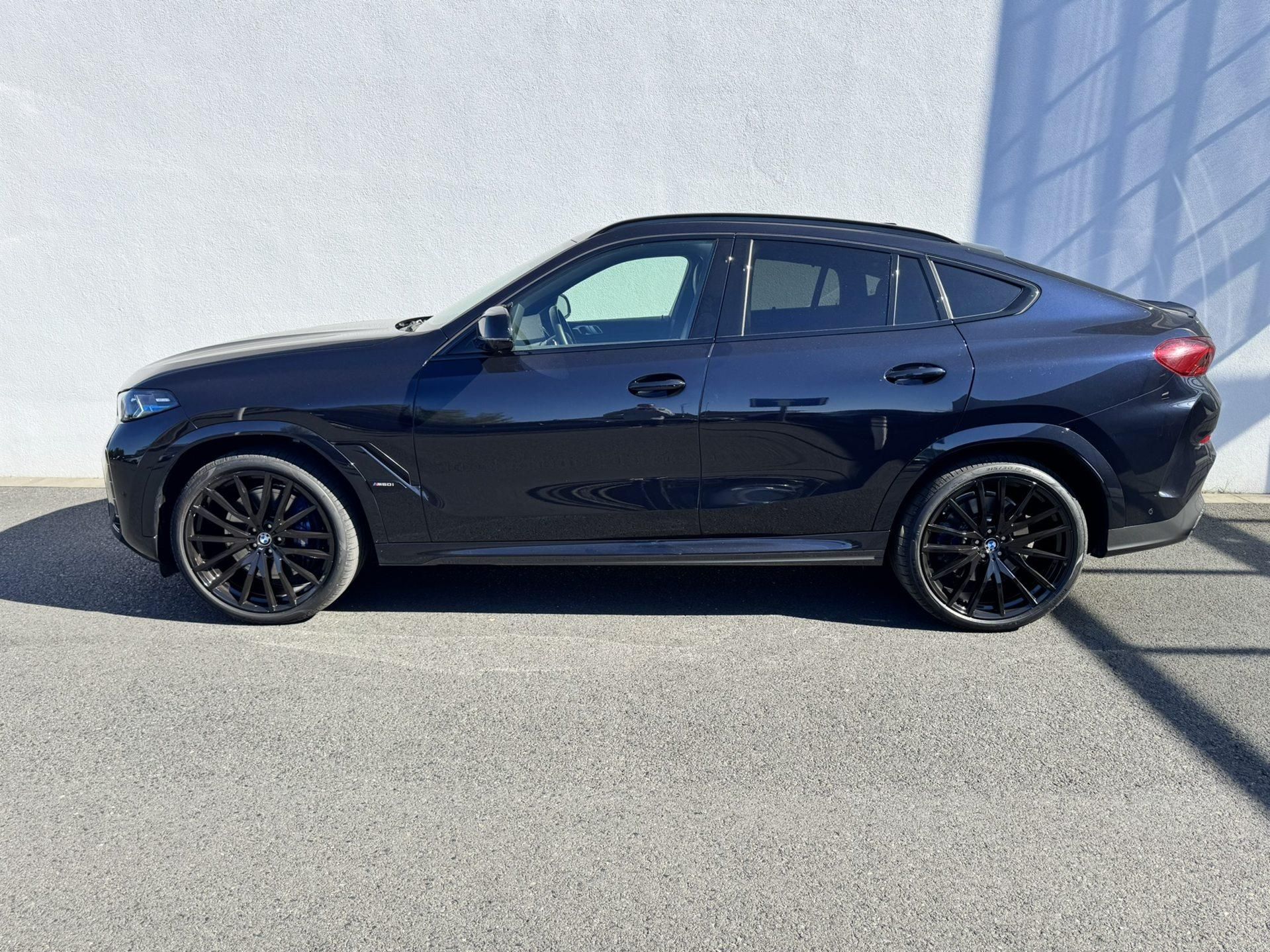 BMW X6, X6 M60i xDrive - fotka 3