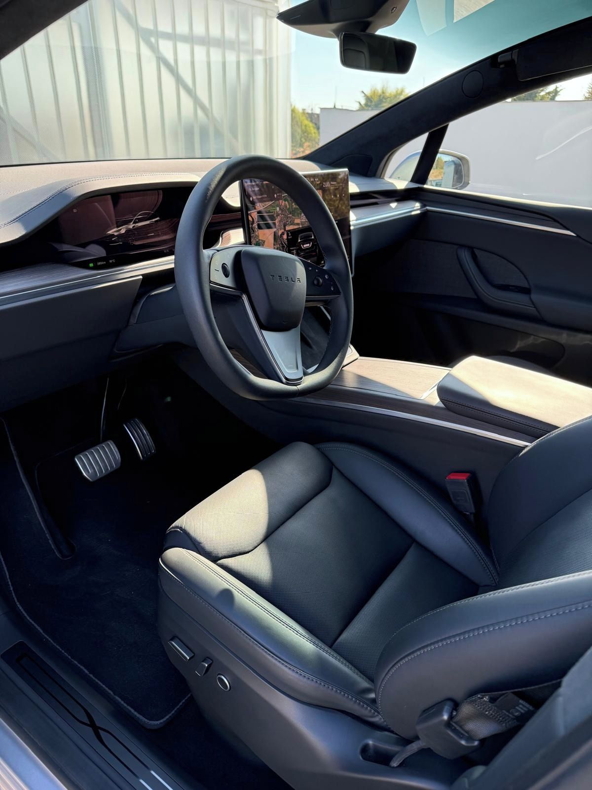 Tesla Model X - fotka 4