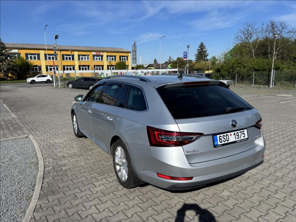 Škoda Superb, 1,5 TSi Style 110kw, - fotka 6