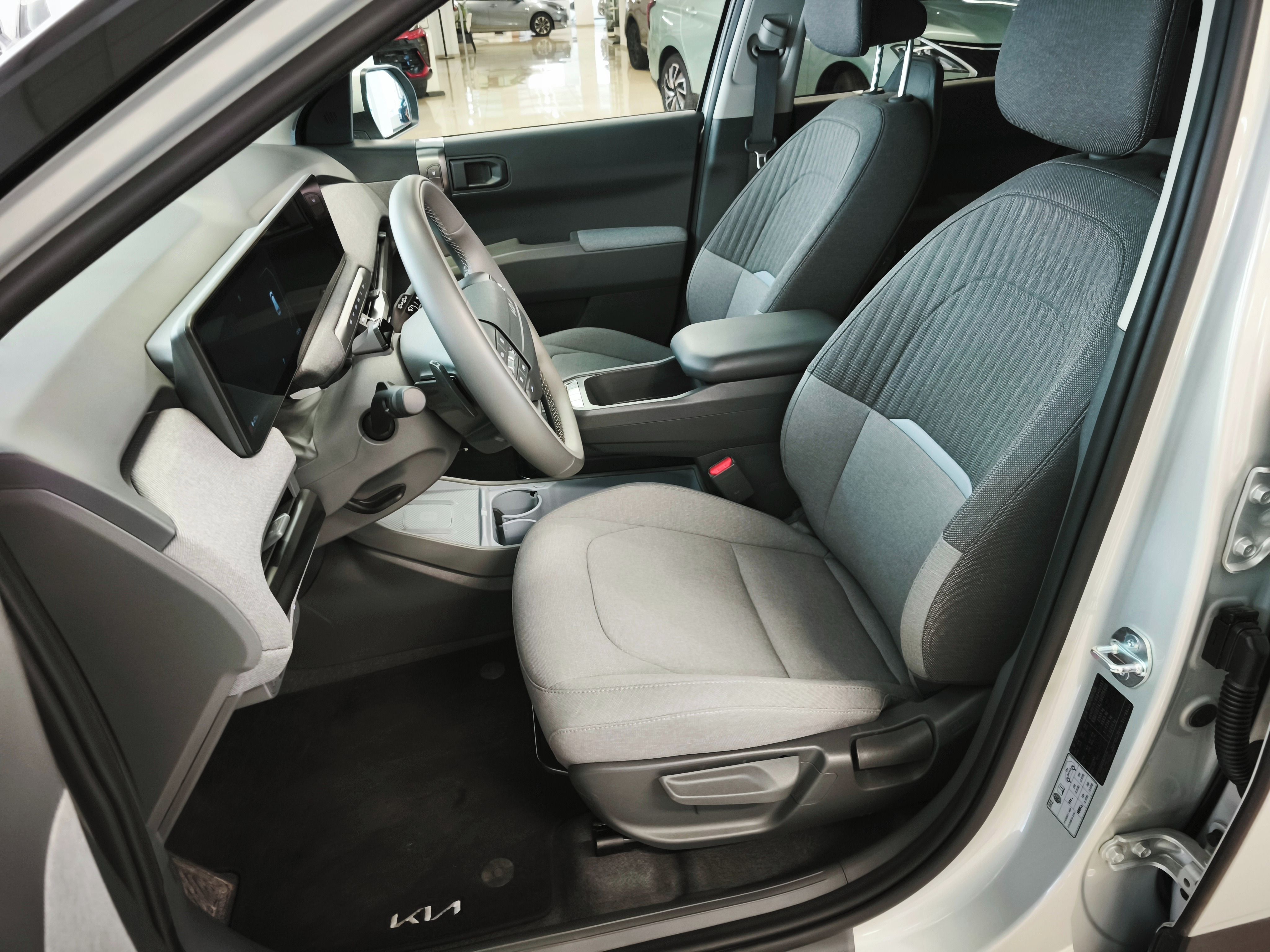 Kia EV3, EARTH + ADAS - fotka 6