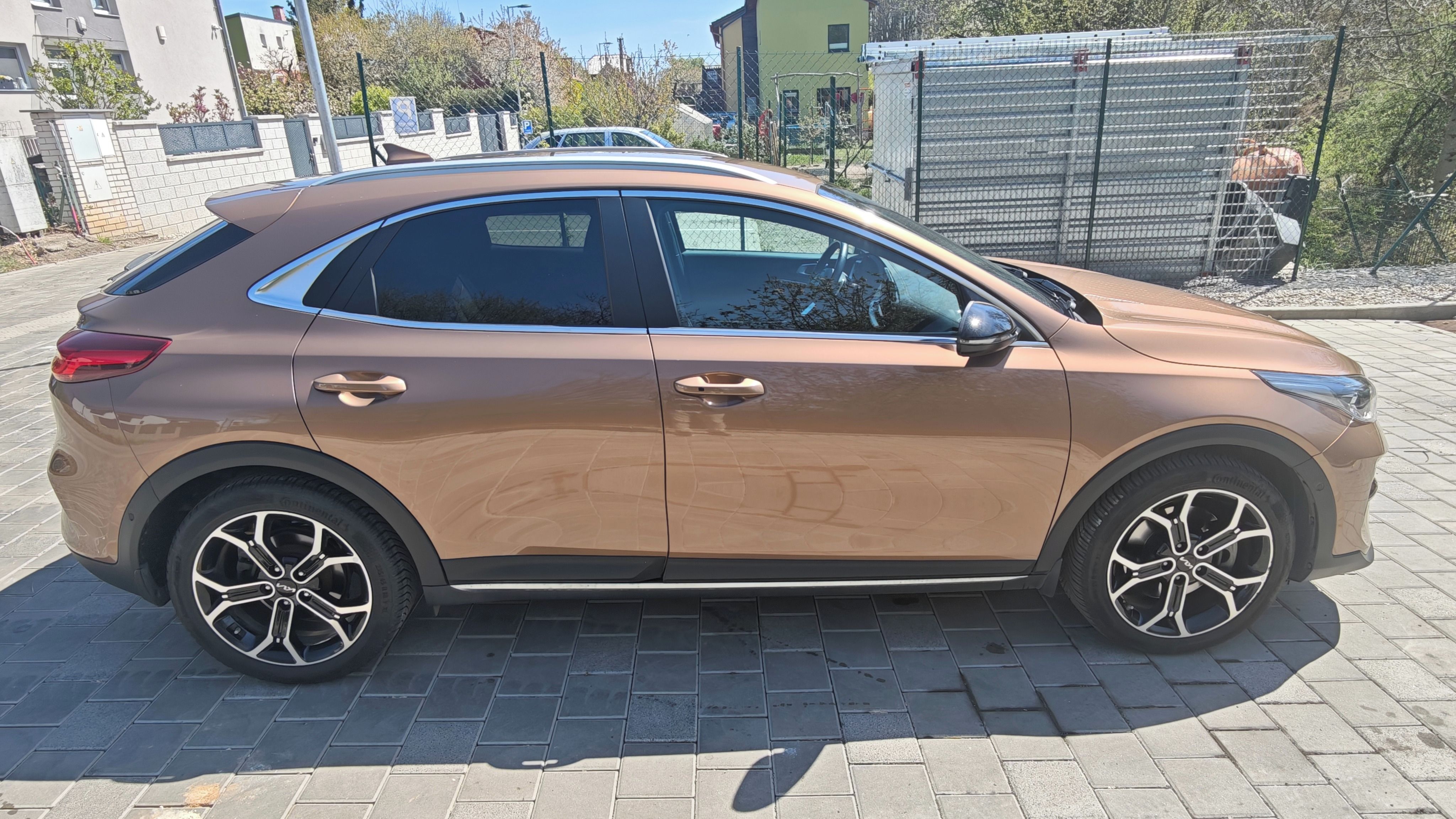 Kia XCee´d, 1.6 TGD-I 150kW, TOP STAV - fotka 3