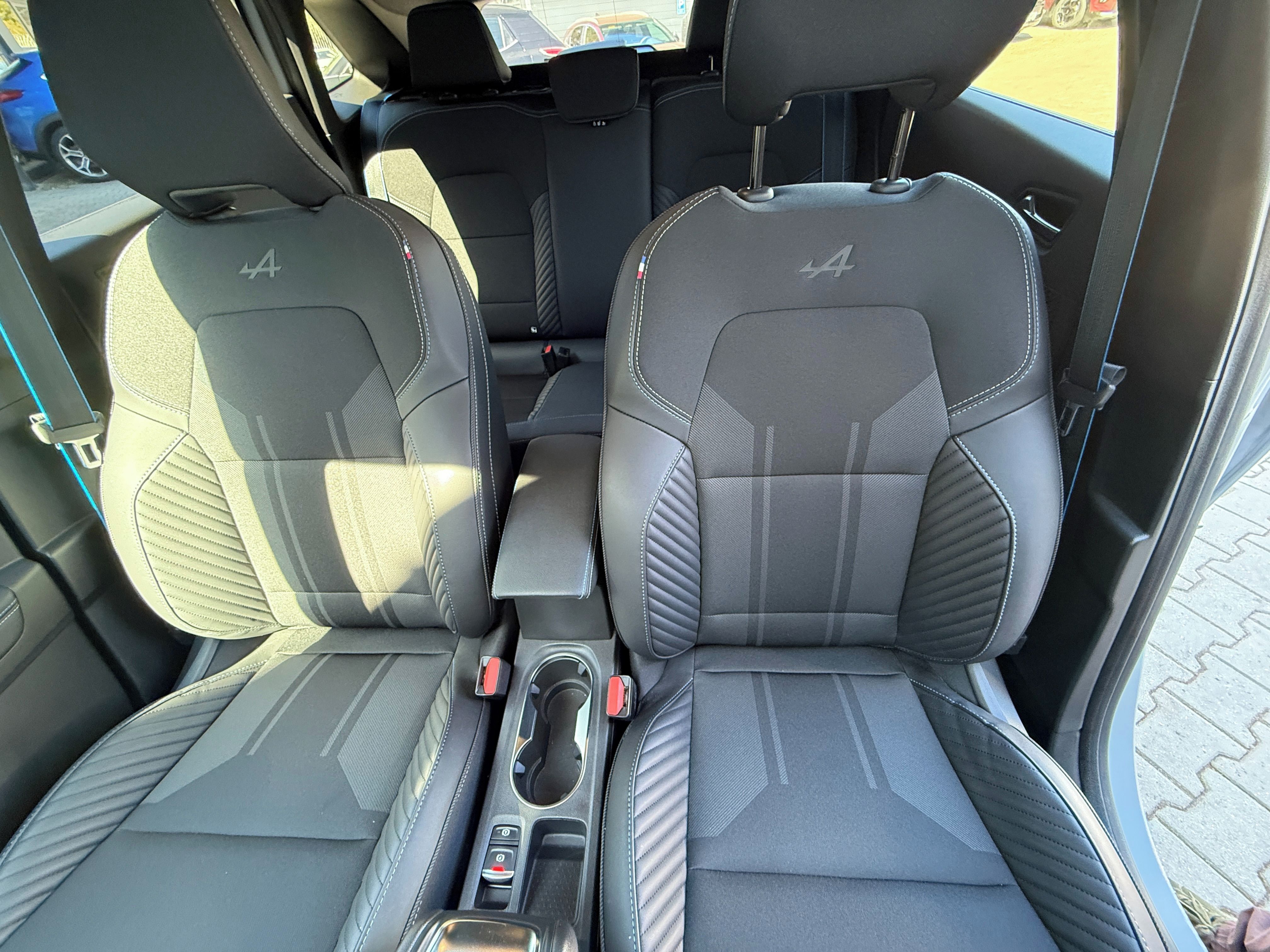 Renault Symbioz, Esprit Alpine mild hybrid 140 - fotka 6