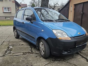 2008, 0,8l, manuál
