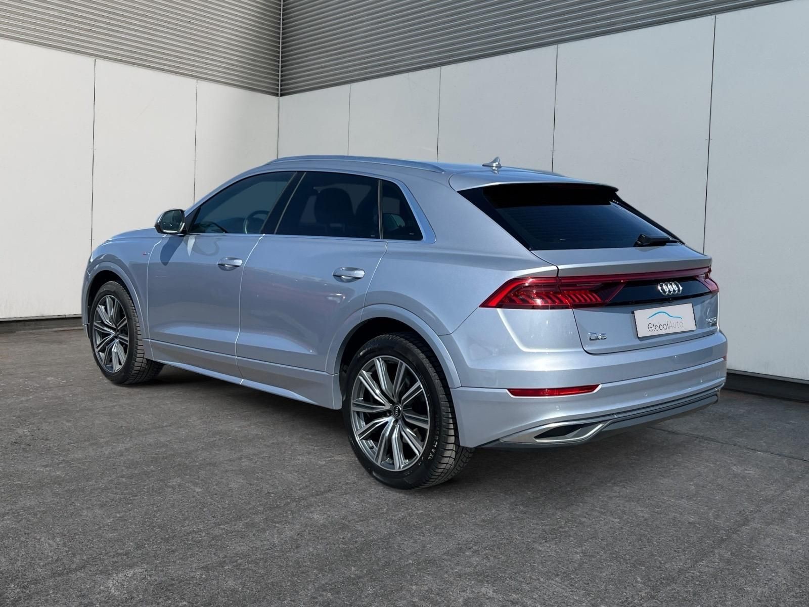 Audi Q8, 3.0TDI 210kW S-LINE TAŽNÝ WEBA - fotka 3