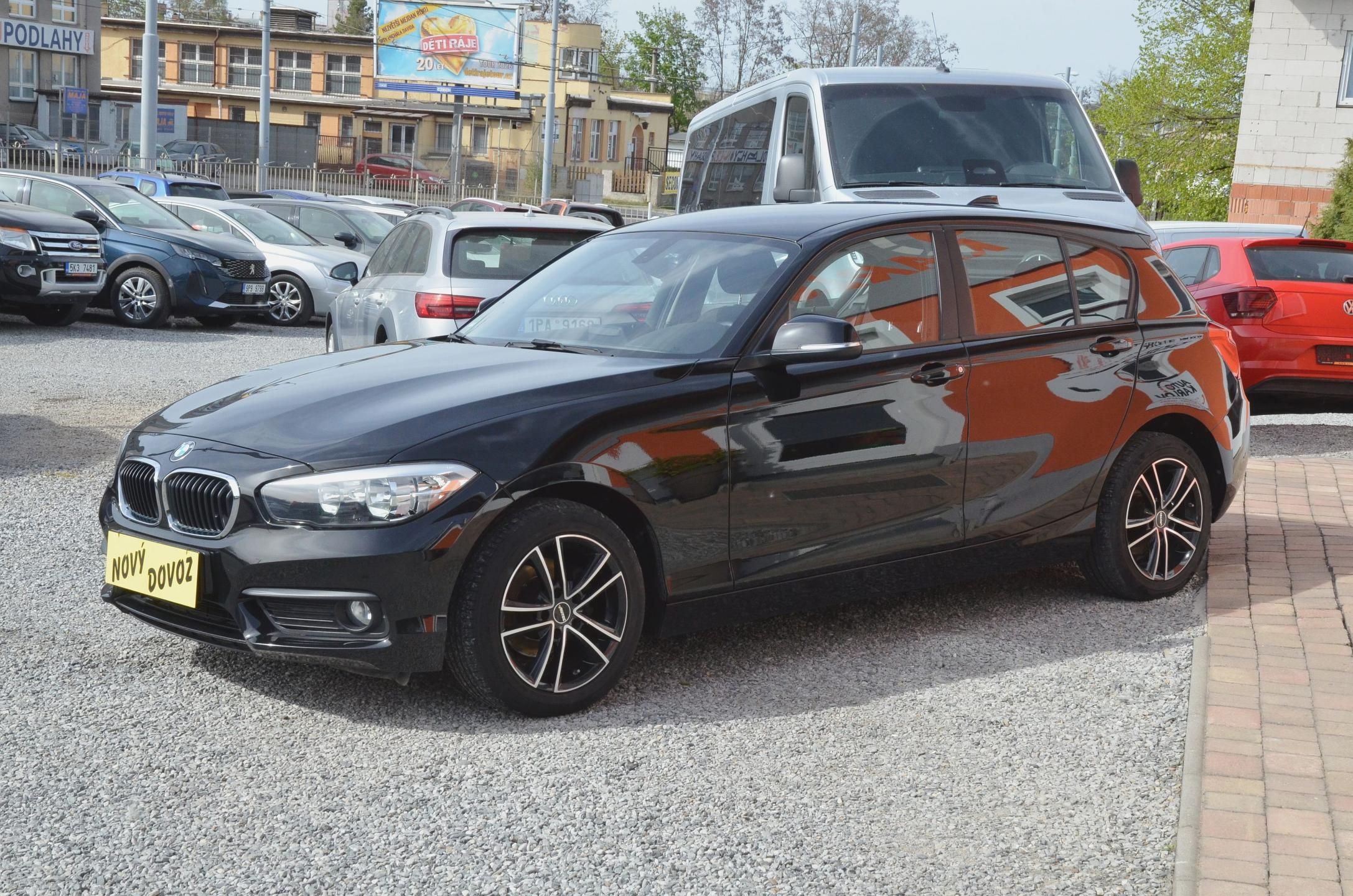 BMW Řada 1, 116i 80kW Facelift /AUT. KLIMA - fotka 3