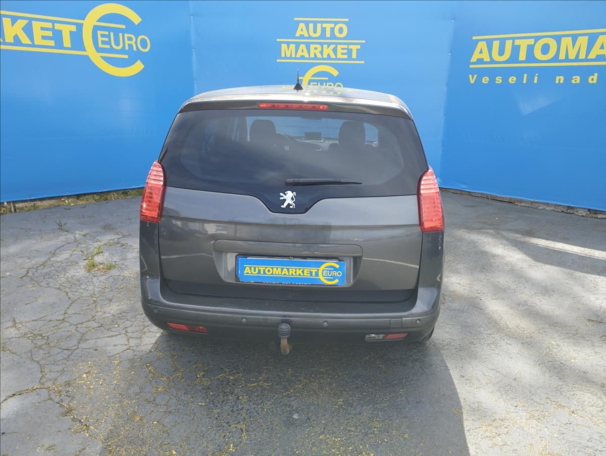 Peugeot 5008, 1,6 HDi 82KW - fotka 5