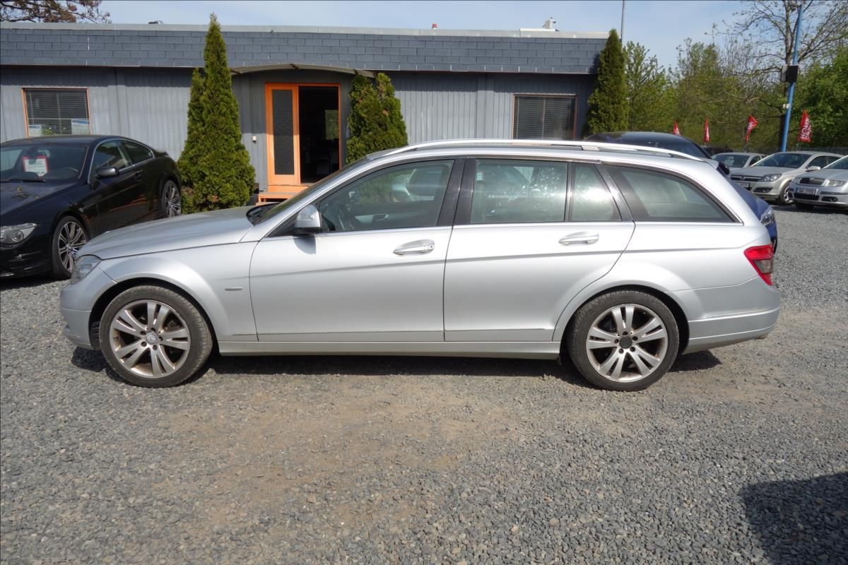 Mercedes-Benz Třídy C, 200CDi 100KW, AVANTGARDE. - fotka 3