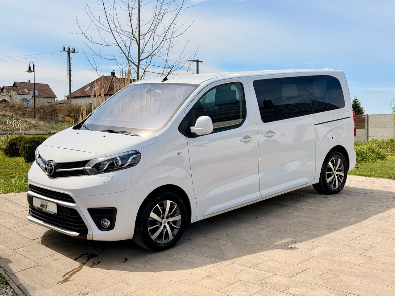 Toyota Proace, 130kW Automat 8.míst WEBASTO