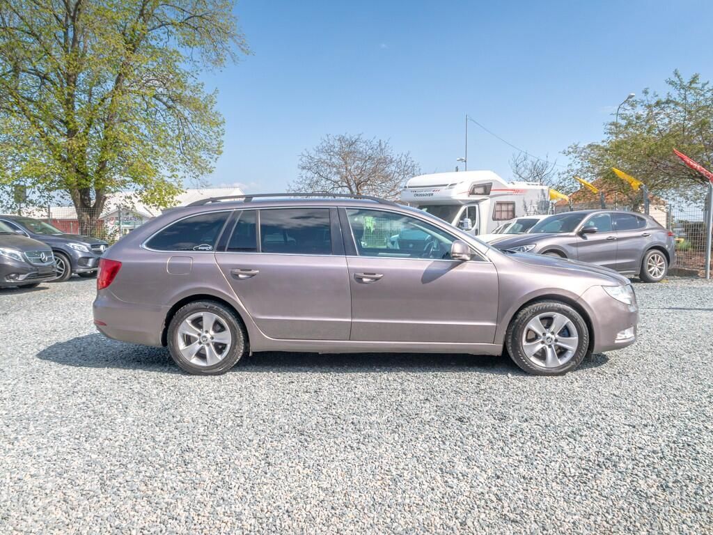 Škoda Superb, ČR 2.0TDI 125KW man – NAVIGACE - fotka 4