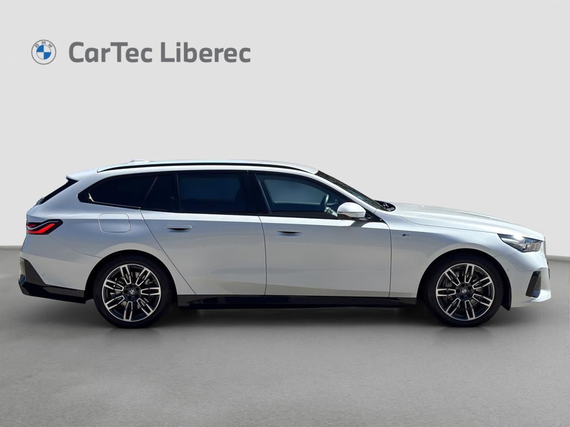 BMW Řada 5, 540d xDrive Touring - fotka 5
