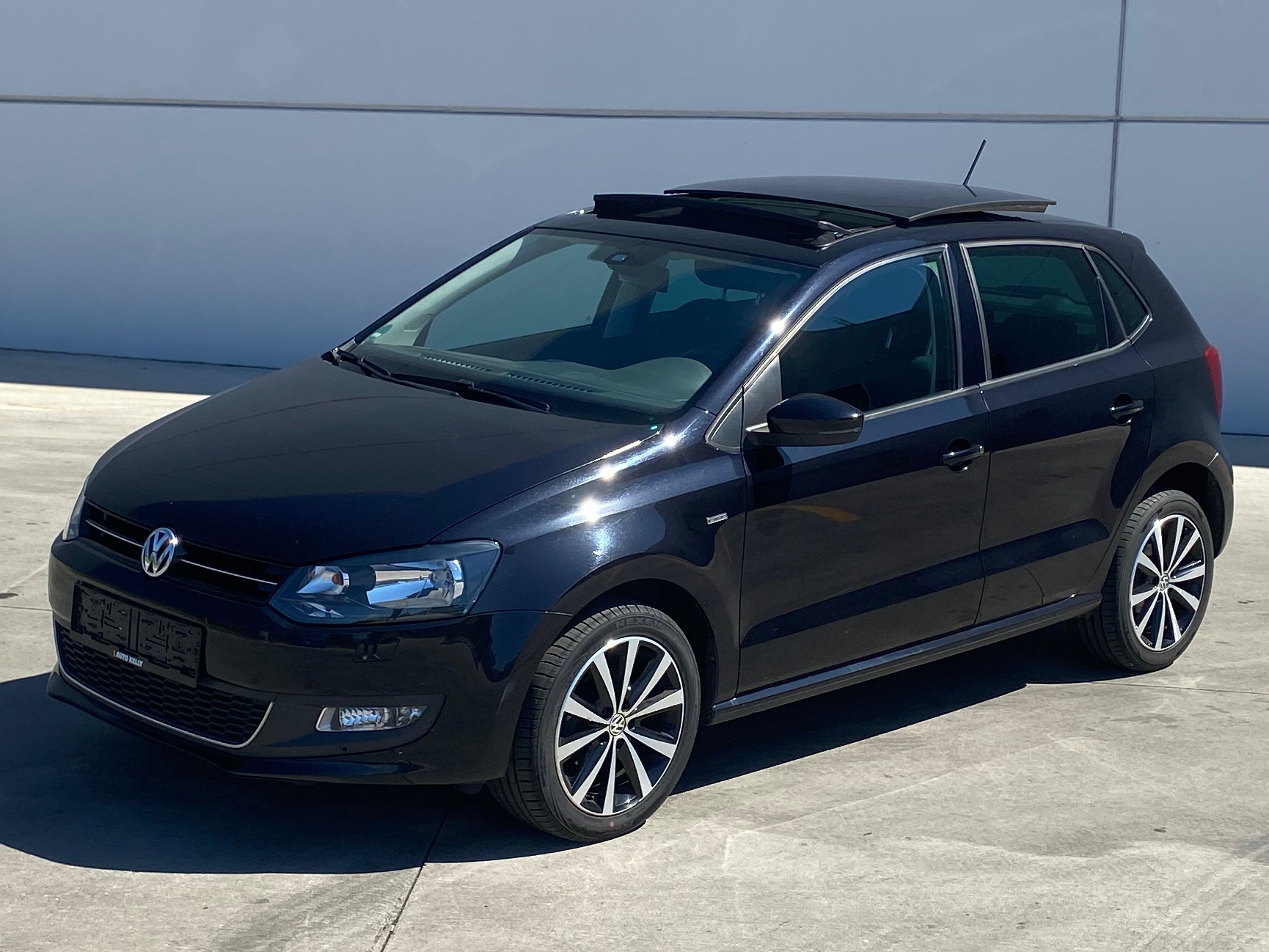 Volkswagen Polo, Life 1,2TSI 66KW-Panorama-Top! - fotka 3