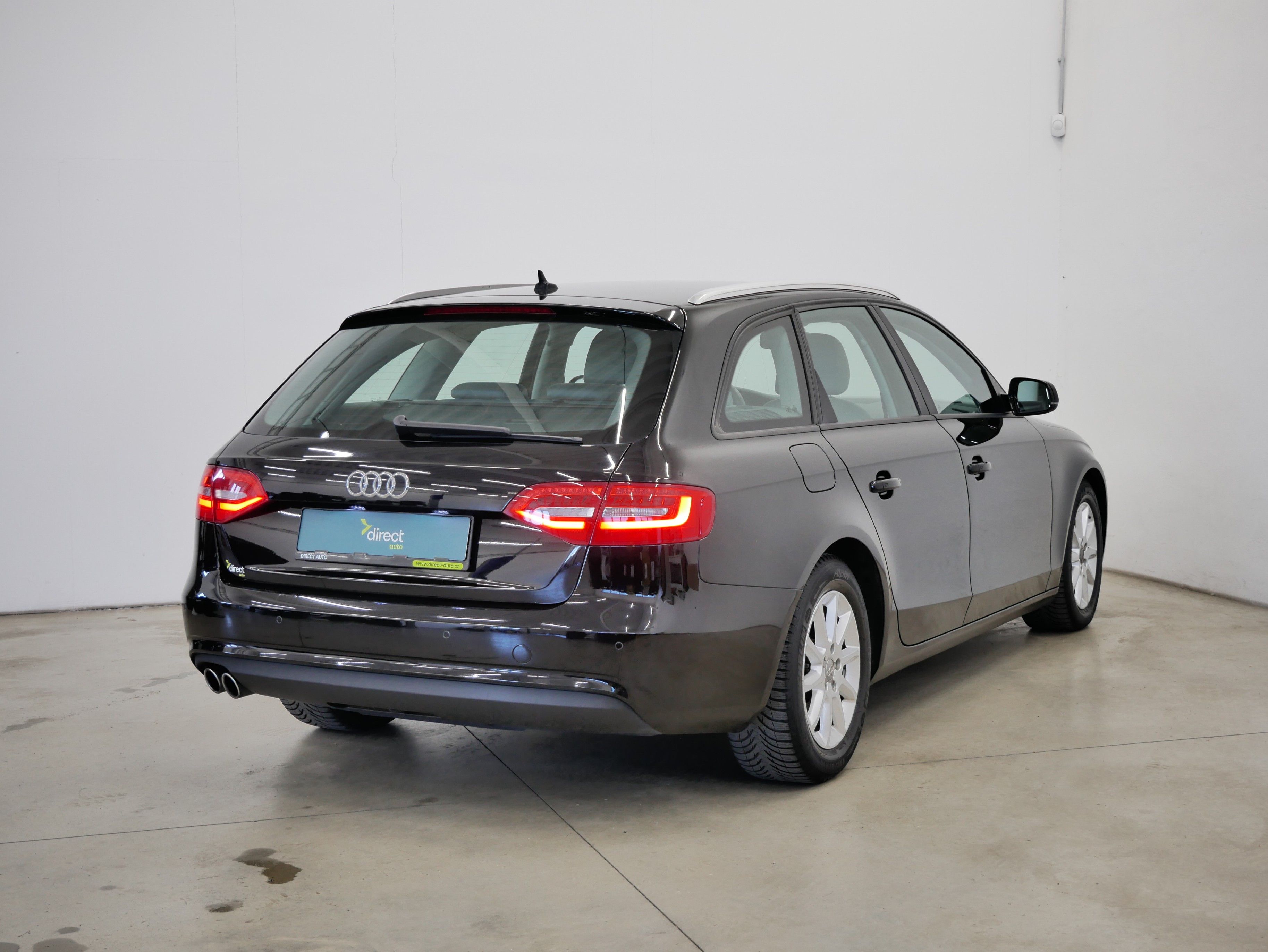 Audi A4, 2.0 TDI 130kW quattro Ambition - fotka 2