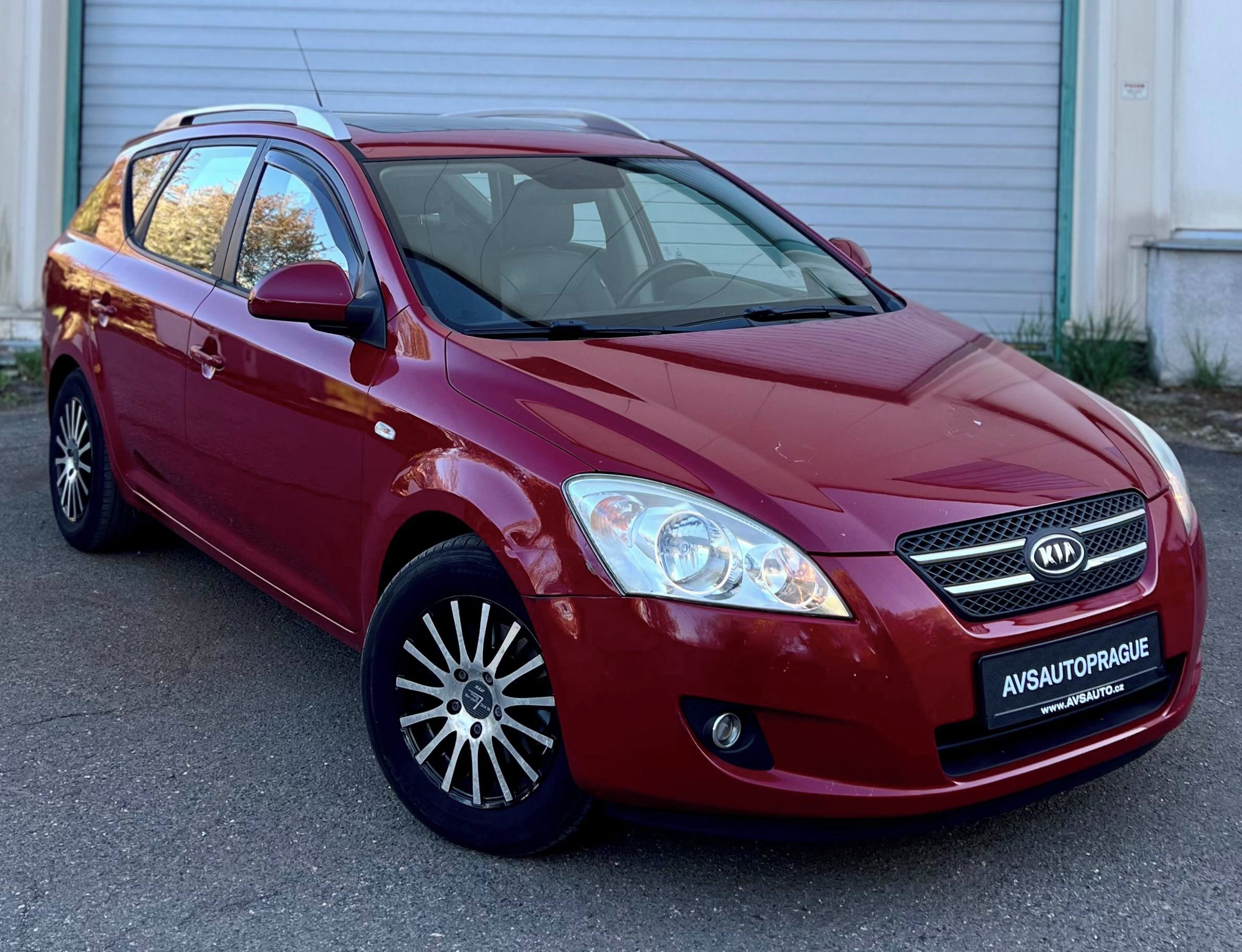 Kia Cee´d, KOMBI 1.6 CRDi (ED) KOMBI