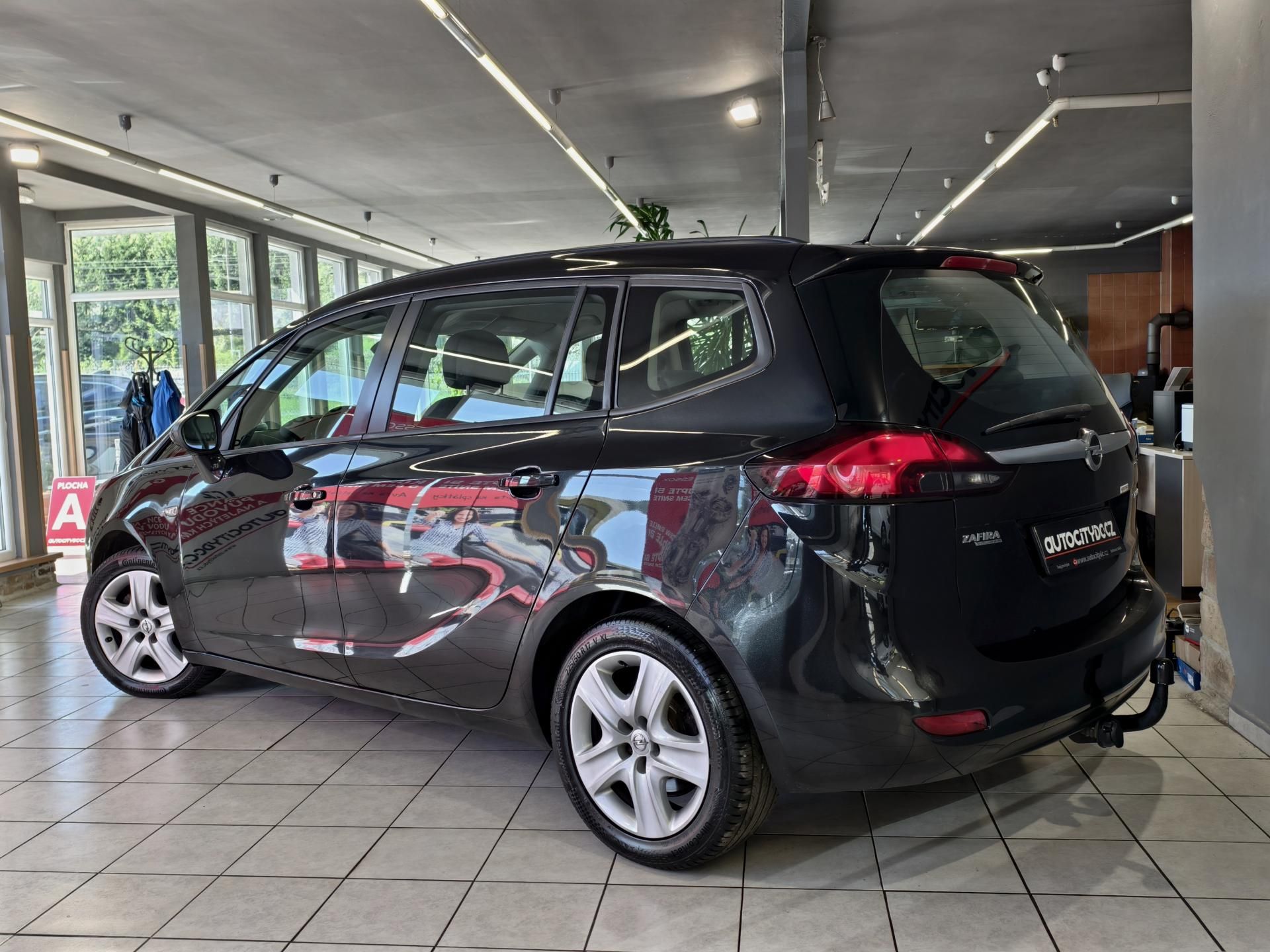 Opel Zafira, TOURER 1.4 TURBO 103kW 7 MÍST - fotka 5