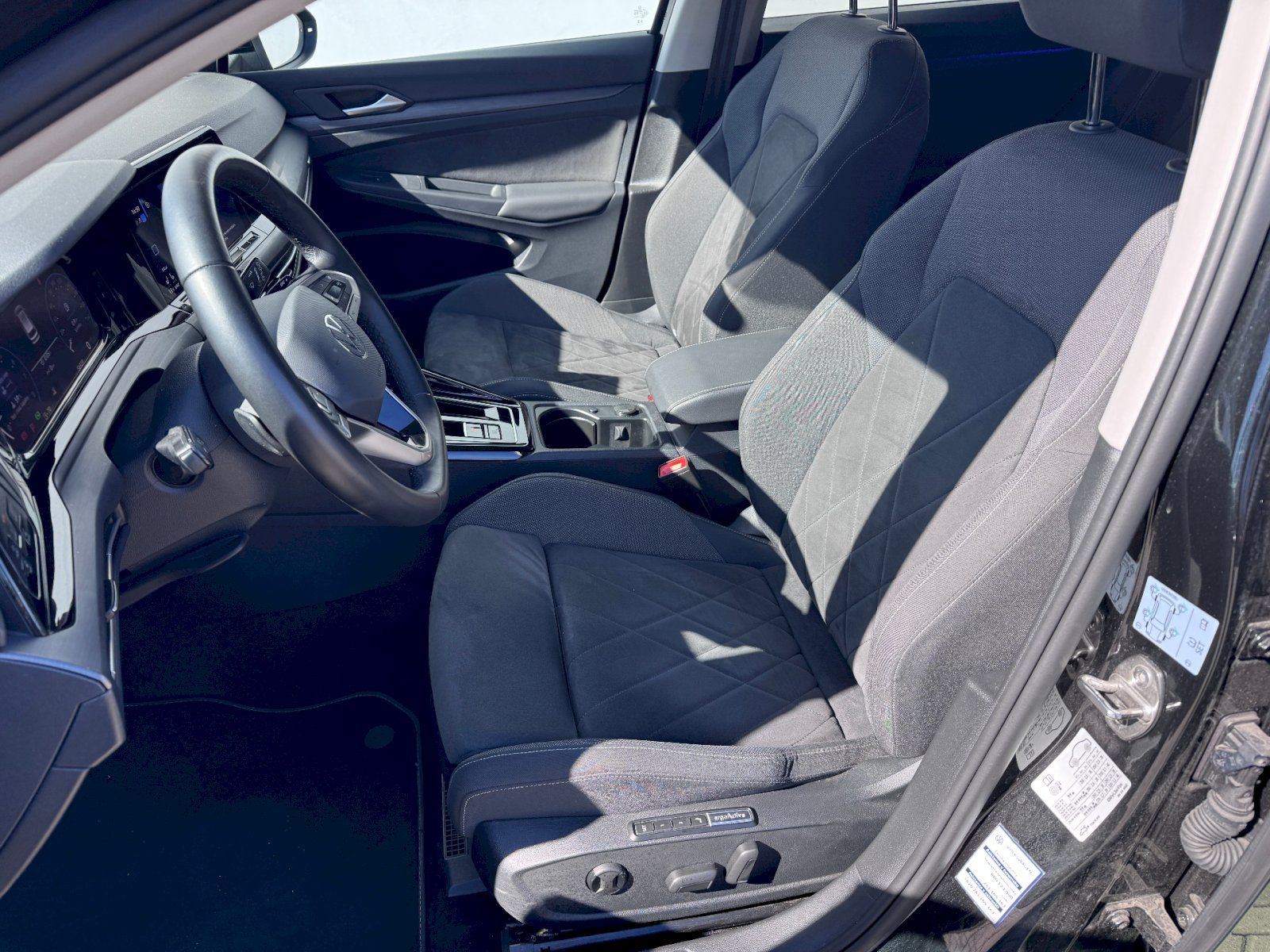 Volkswagen Golf Variant, 1,5 eTSI Style 7DSG mHEV - fotka 3