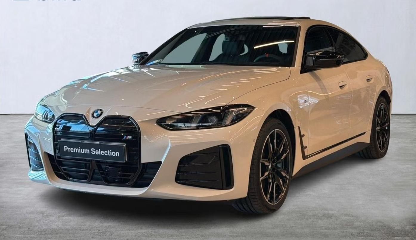 BMW i4, M60 xDrive GC 360k Střešní ok.
