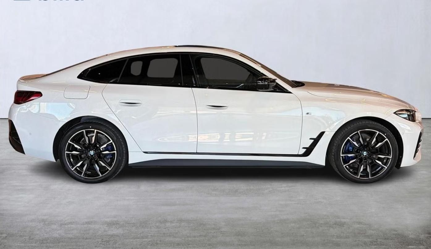 BMW i4, M60 xDrive GC 360k Střešní ok. - fotka 6
