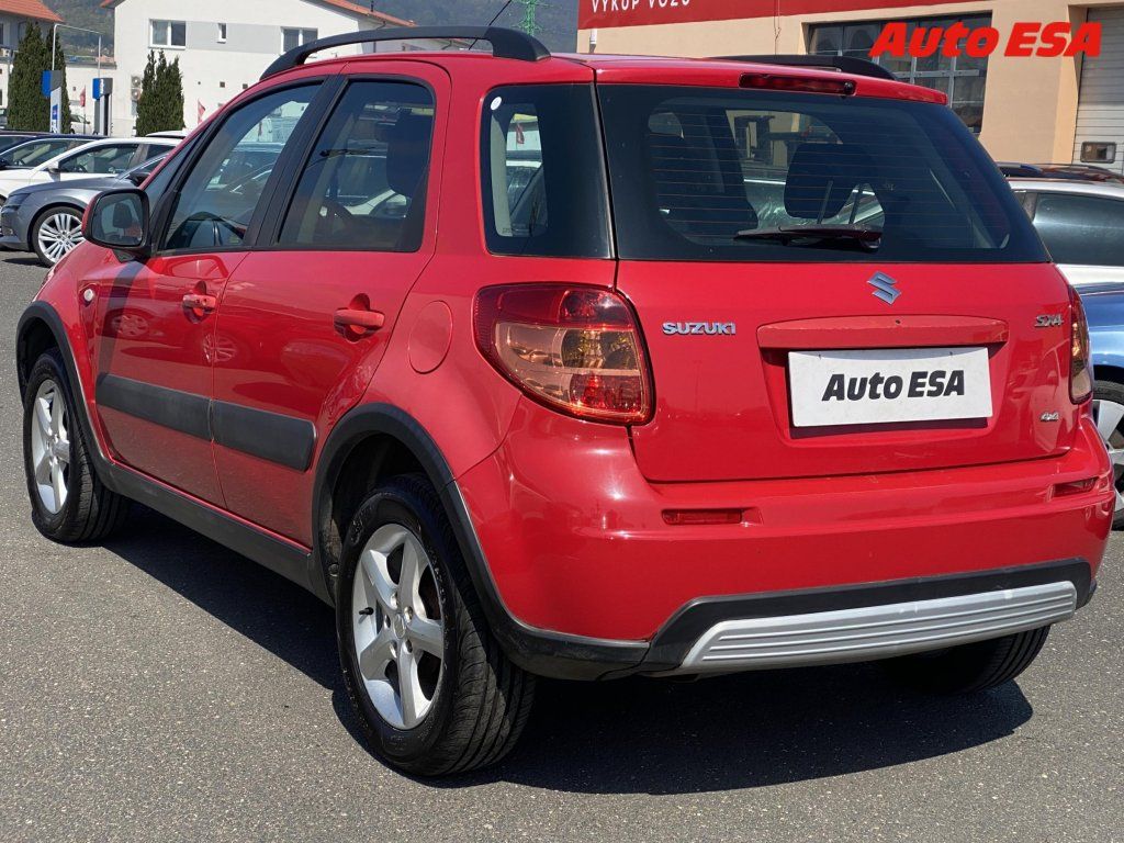 Suzuki SX4, 1.6i 4WD - fotka 6