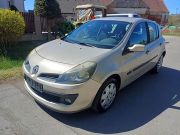 1.6i 82kW Automat Dynamiqu