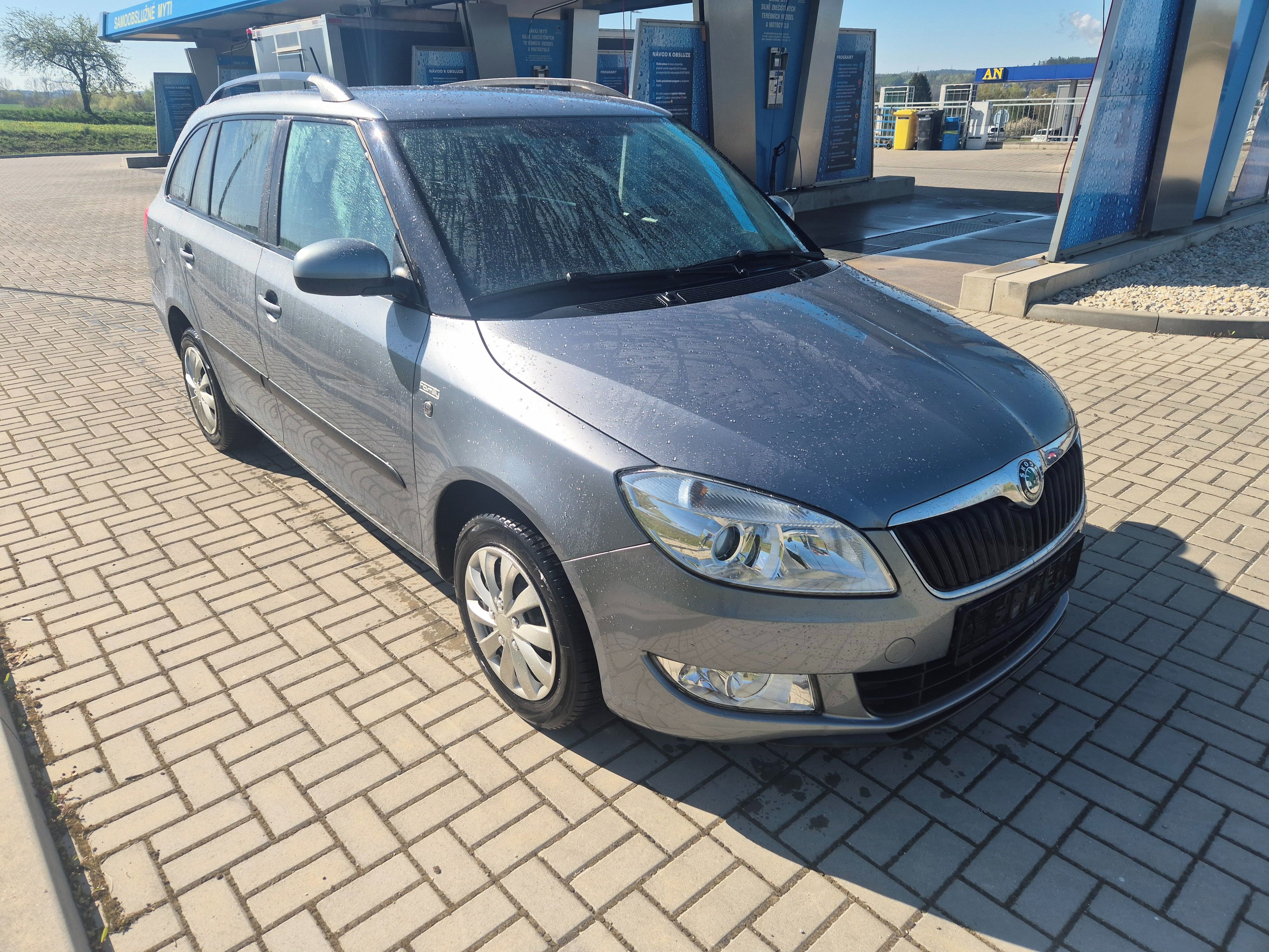 Škoda Fabia, 1.2Tsi Nové Rozvody - fotka 2