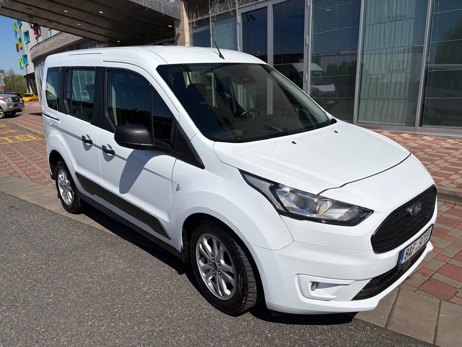 Ford Tourneo Connect, 1.5TDCi 74kW*PO SERVISU*ČR* - fotka 3