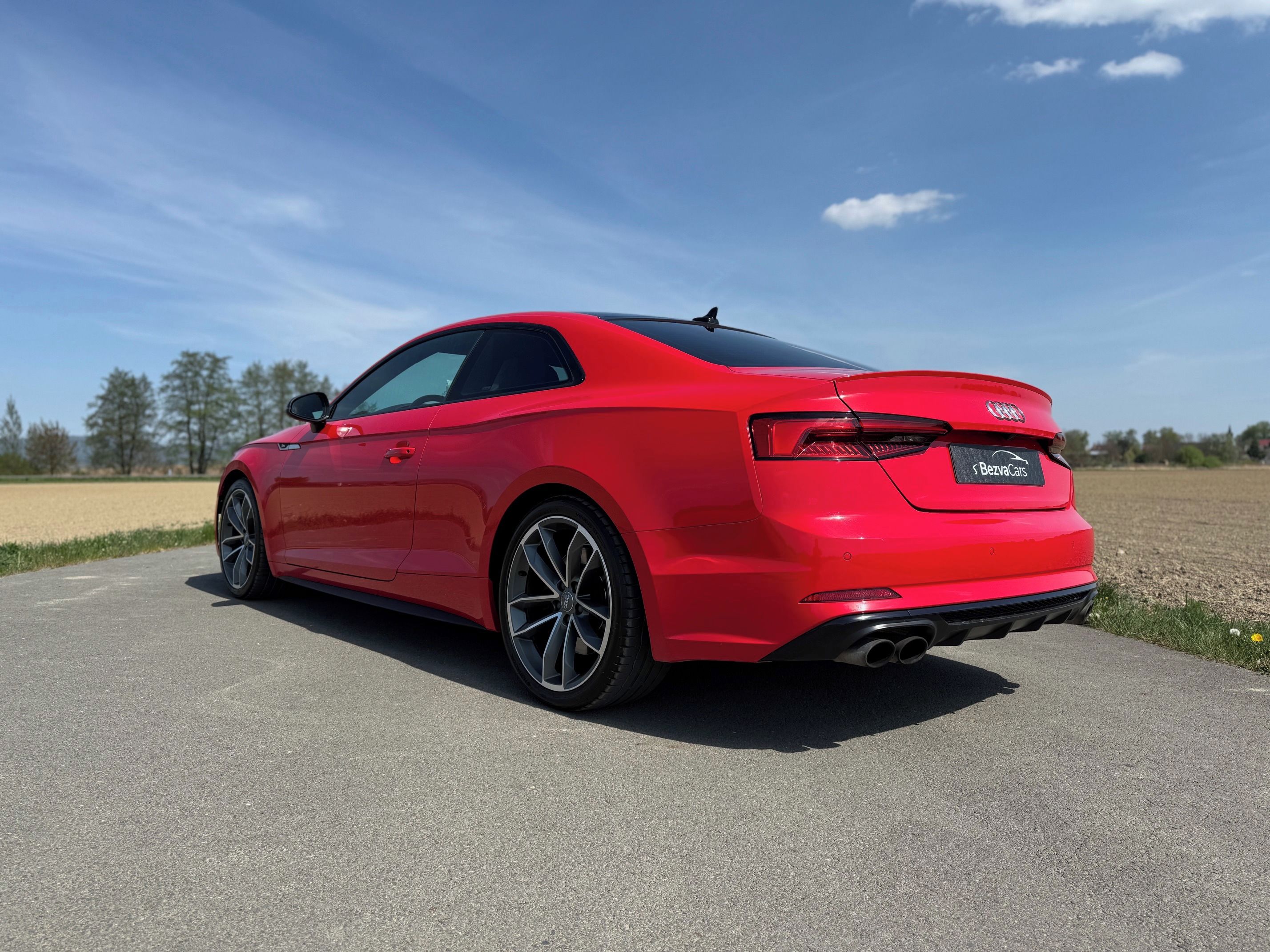 Audi S5, 3.0TFSI 260kW DPH 1. Maj. - fotka 4