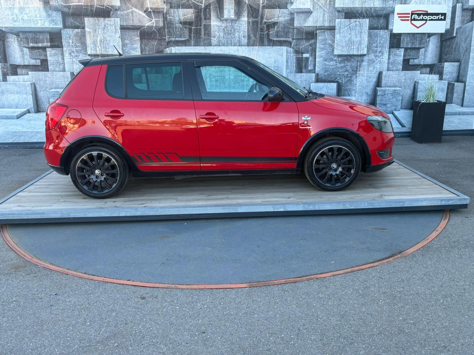 Škoda Fabia, 1.2TSi, 77KW, MONTE CARLO - fotka 5