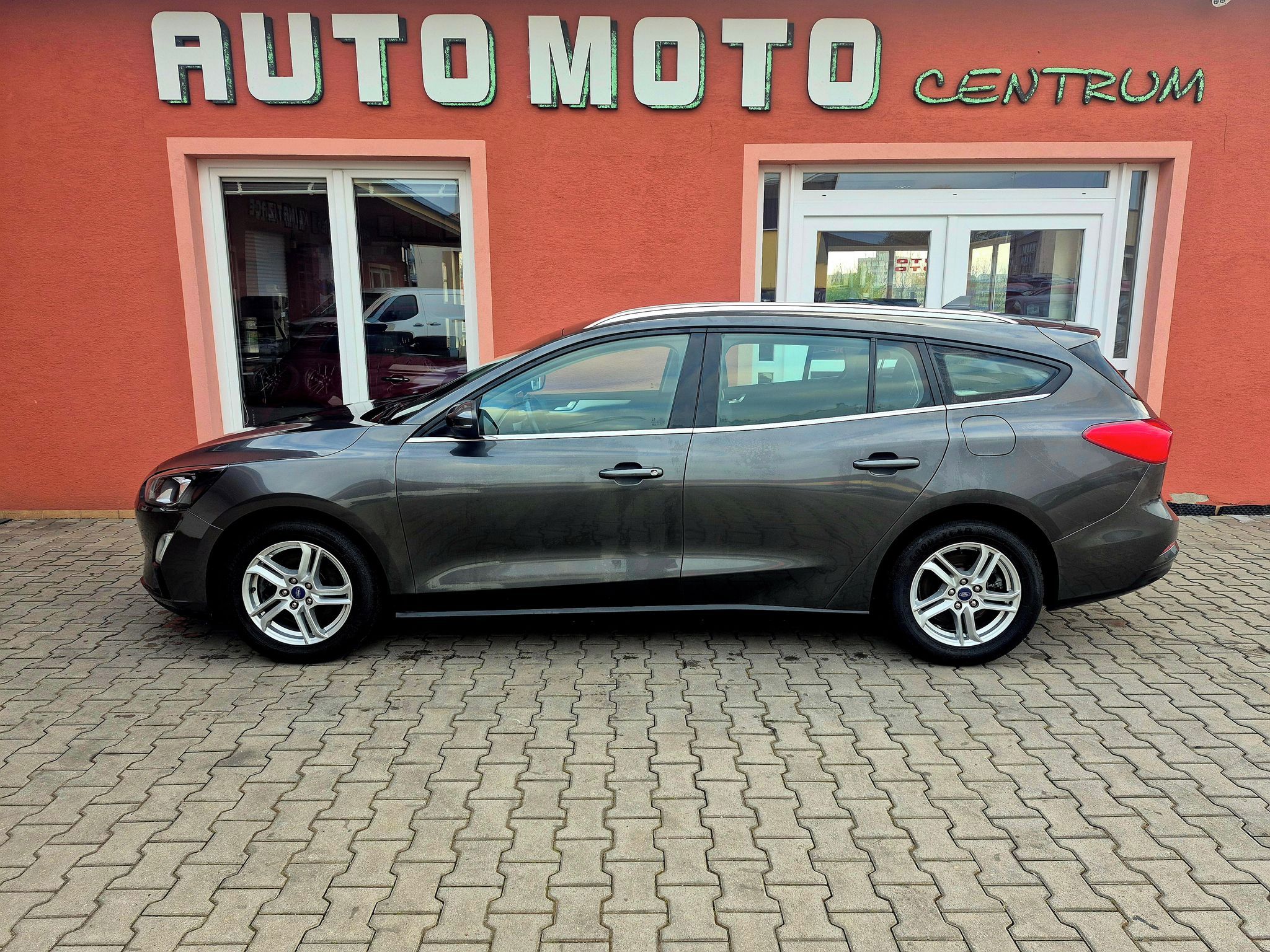 Ford Focus, 1.5 Diesel 88kW - fotka 2