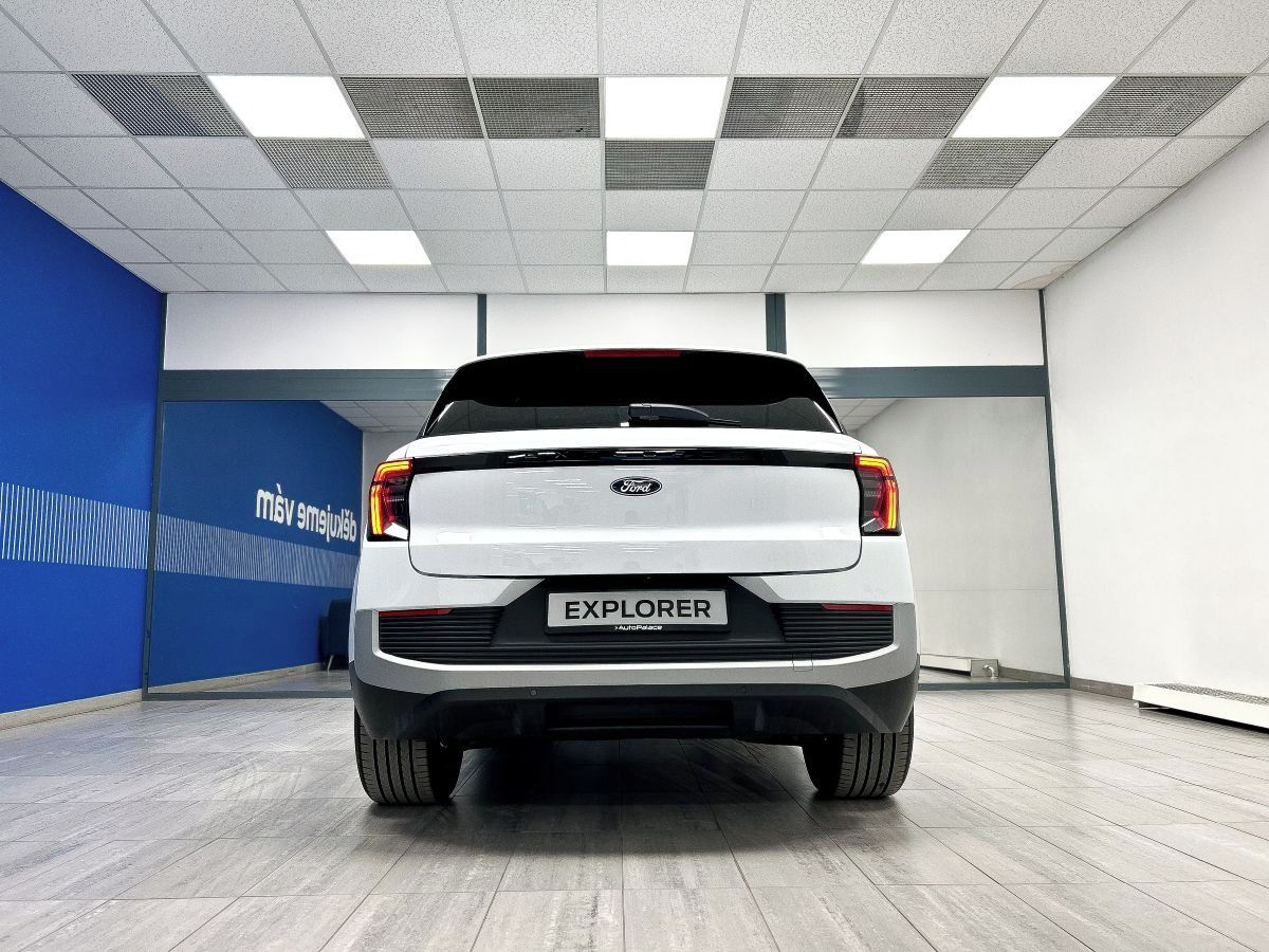 Ford Explorer, Select 77kWh RWD - fotka 4