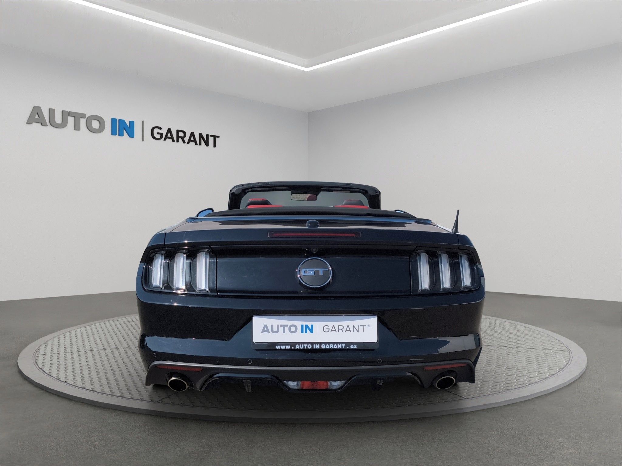 Ford Mustang, Convertible GT 5.0 V8 310kW, Č - fotka 6