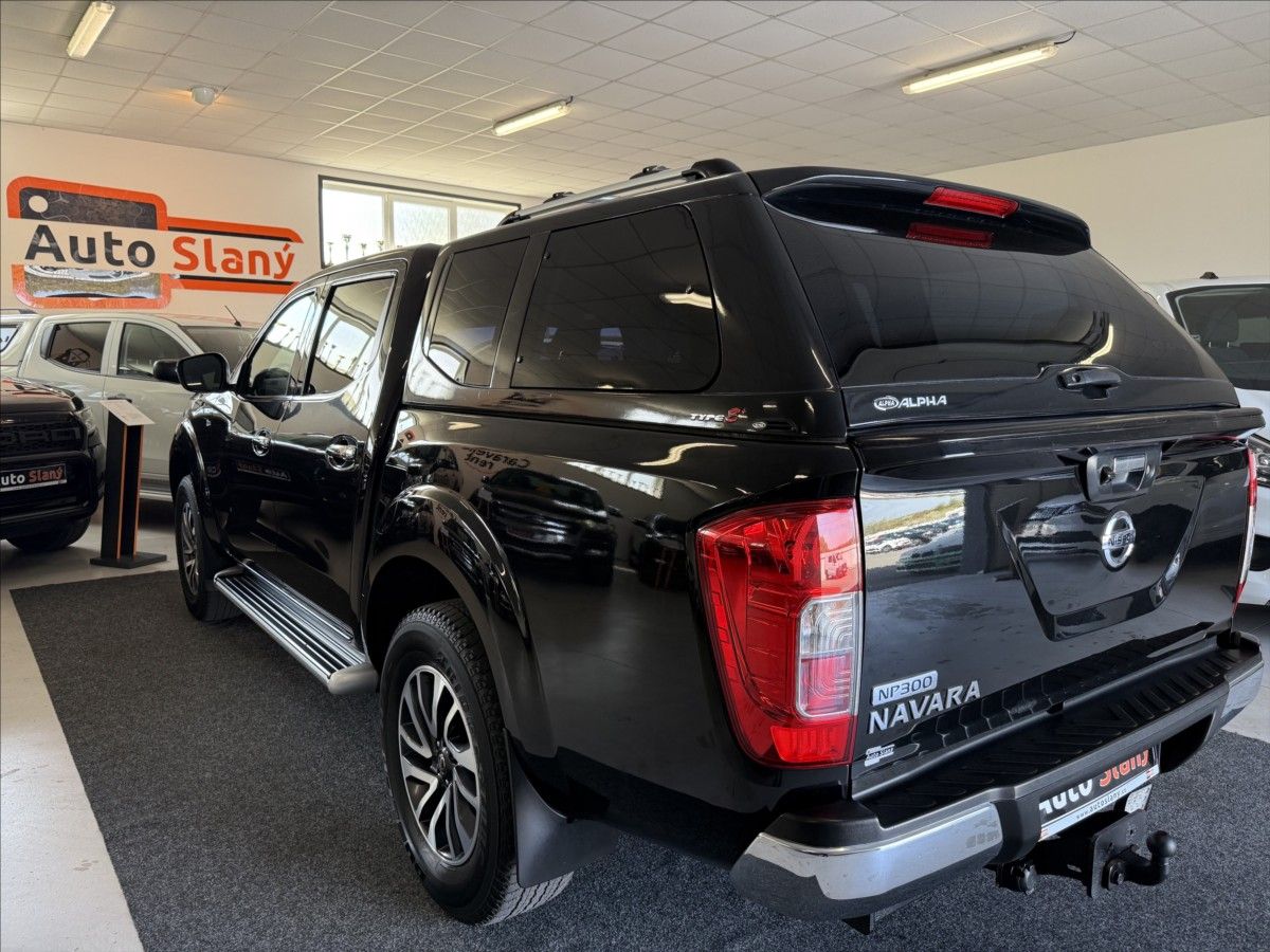 Nissan Navara, 2,3 dCi Hardtop,manuál - fotka 5