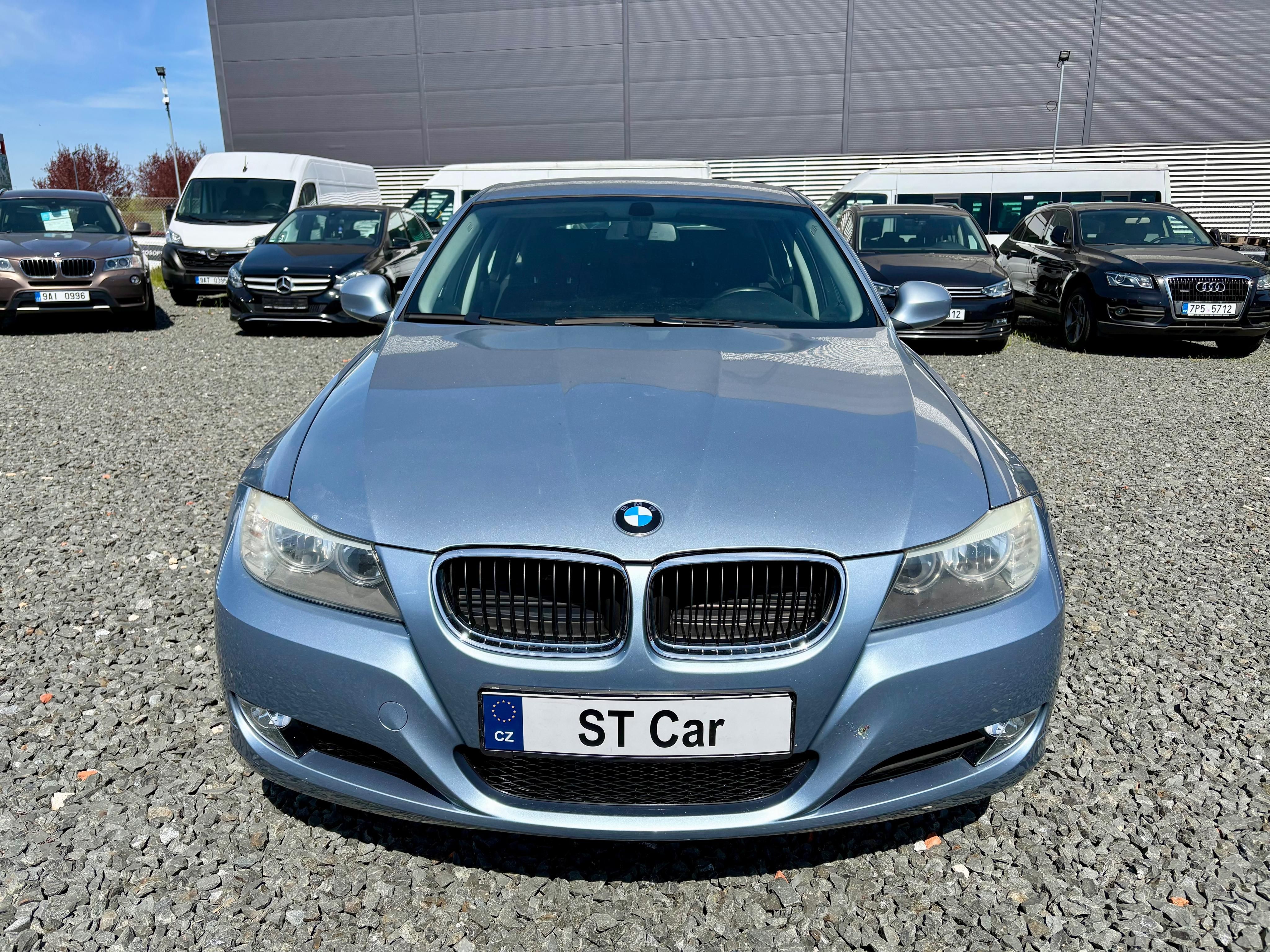 BMW Řada 3, 320i 125kw Pravidelný servis - fotka 2