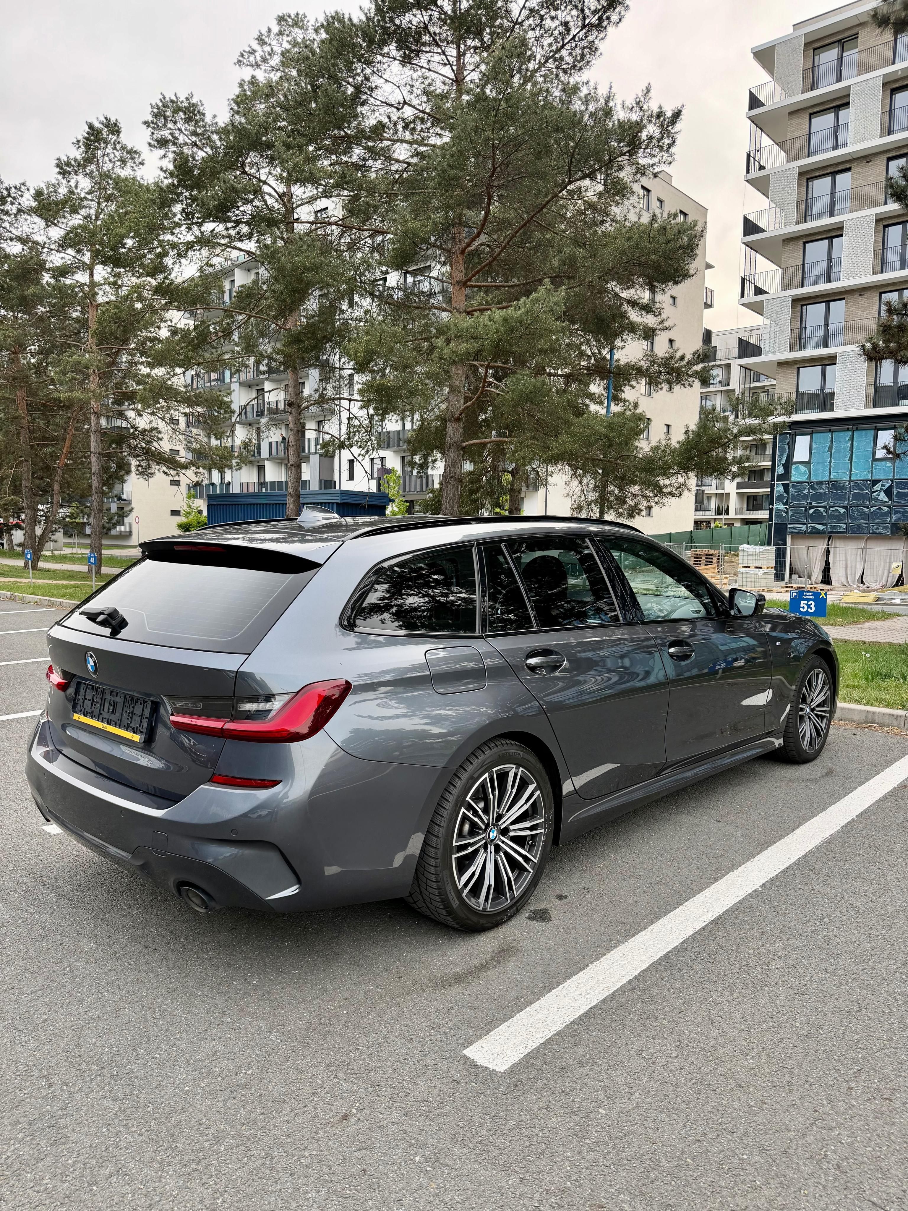 BMW Řada 3, 330d/210kw,xDrive,M-Sport,DPH - fotka 4