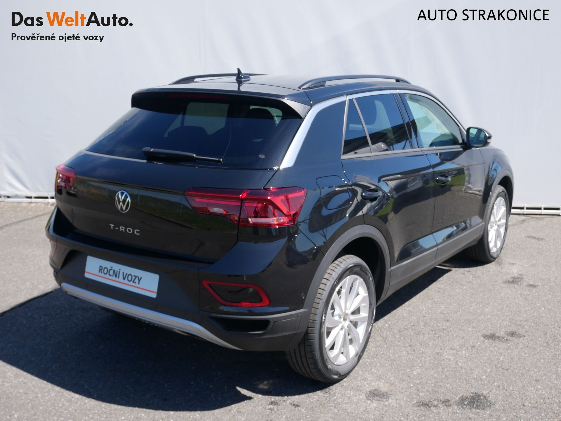 Volkswagen T-Roc, FRIENDS 1.5 TSI DSG7 - fotka 2