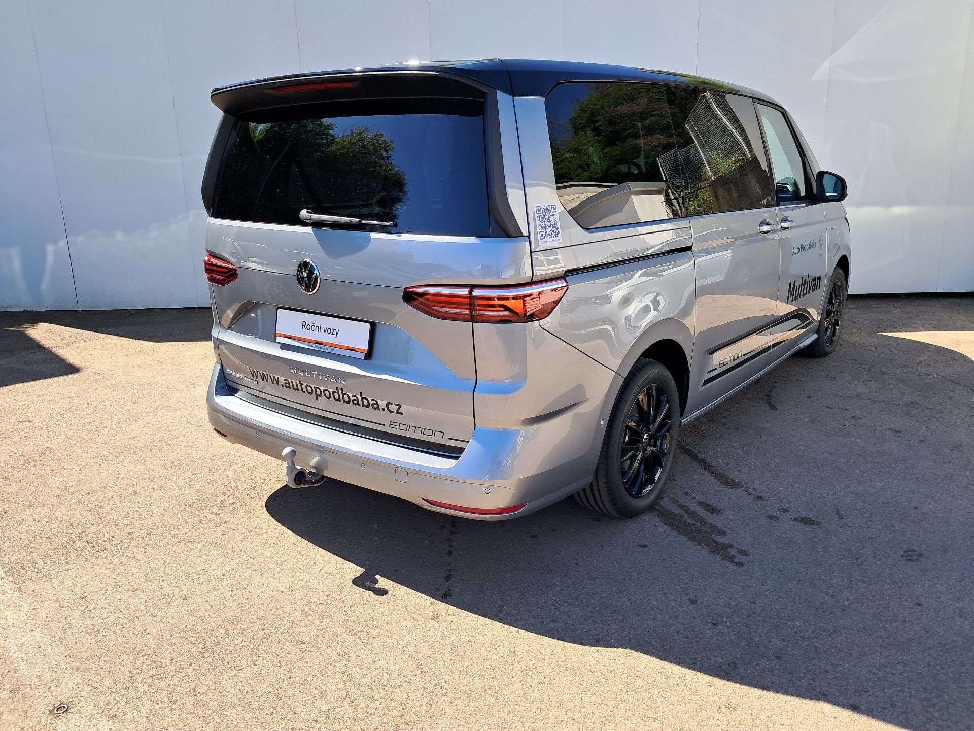 Volkswagen Multivan, VW Multivan Long Life 1.5 TSI - fotka 2