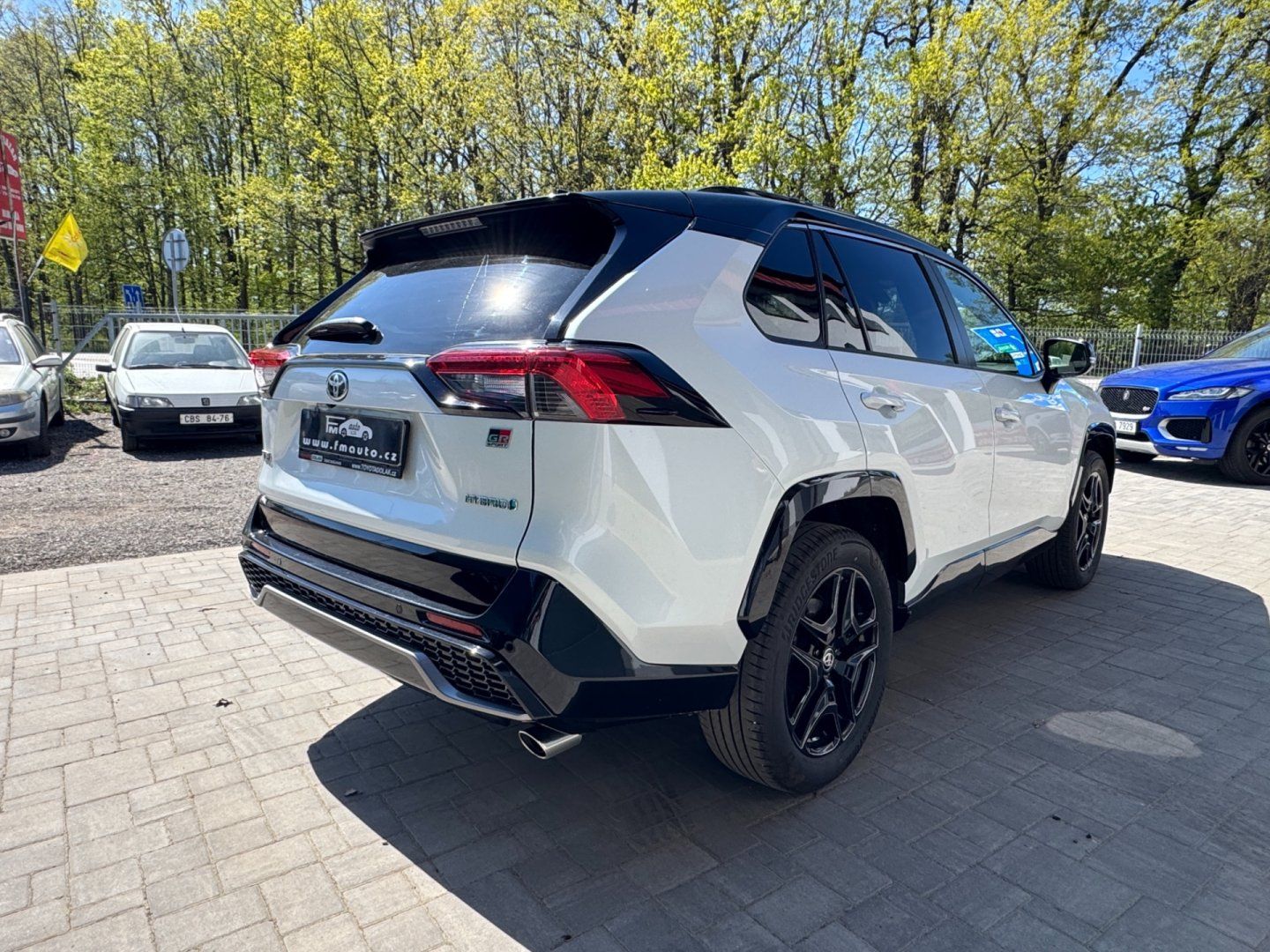 Toyota Rav4, 2.5 Hybrid 4x4 GR,JBL - fotka 5