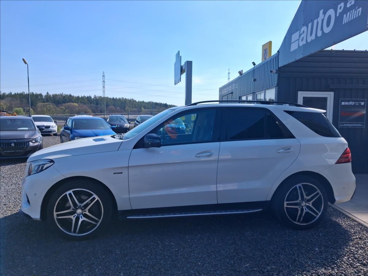 Mercedes-Benz GLE, 3,0 450 AMG 4M, ČR, DPH - fotka 4