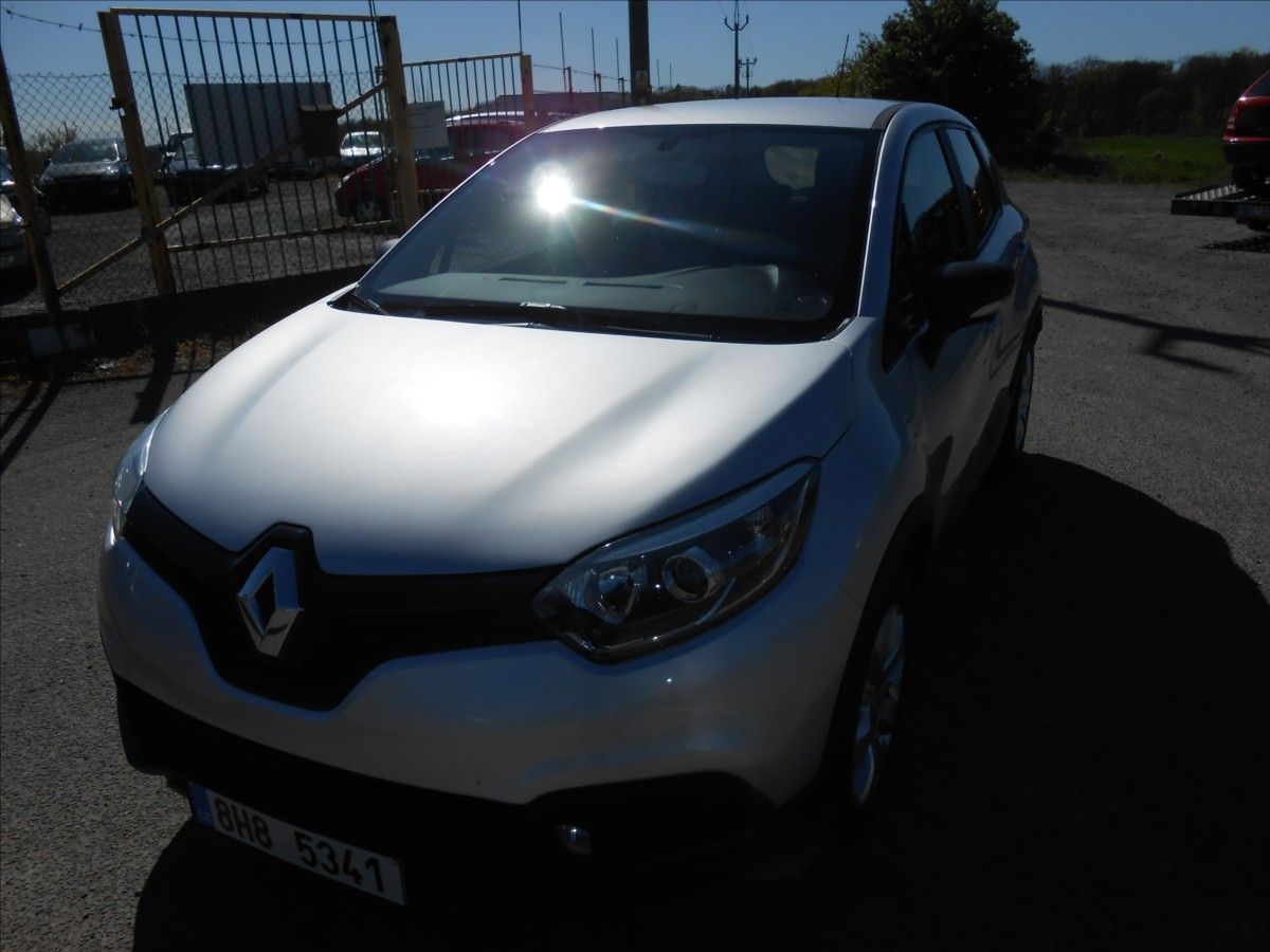 Renault Captur, 0,9 TCe 66 kW Historie - fotka 2