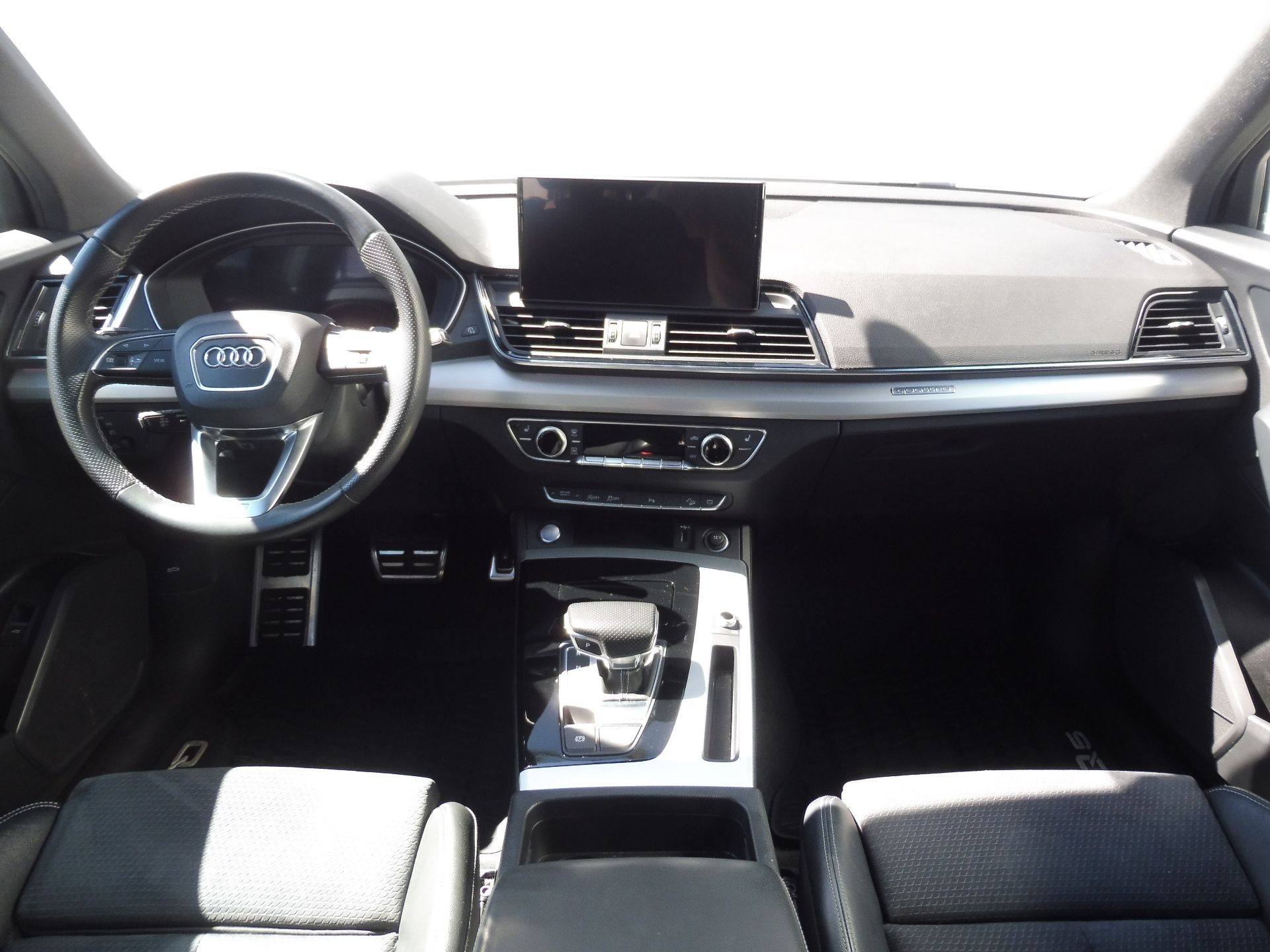 Audi Q5, S-LINE 40 TDI 150 kW quattro S - fotka 5