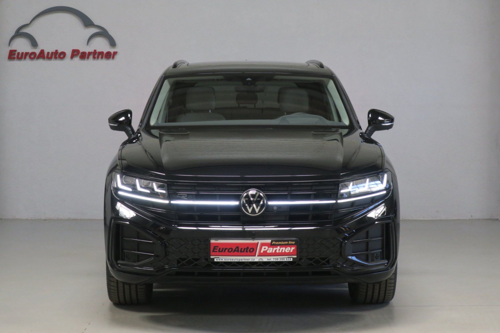 Volkswagen Touareg, R-LINE 3,0TDI 210kW TOP VÝBAVA - fotka 6