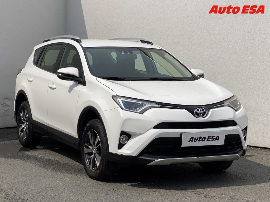 Toyota Rav4, 2.0 D-4D,TZ,navi,kamera