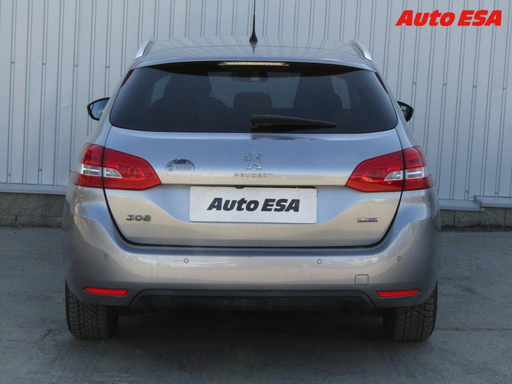 Peugeot 308, 2.0 HDi - fotka 5