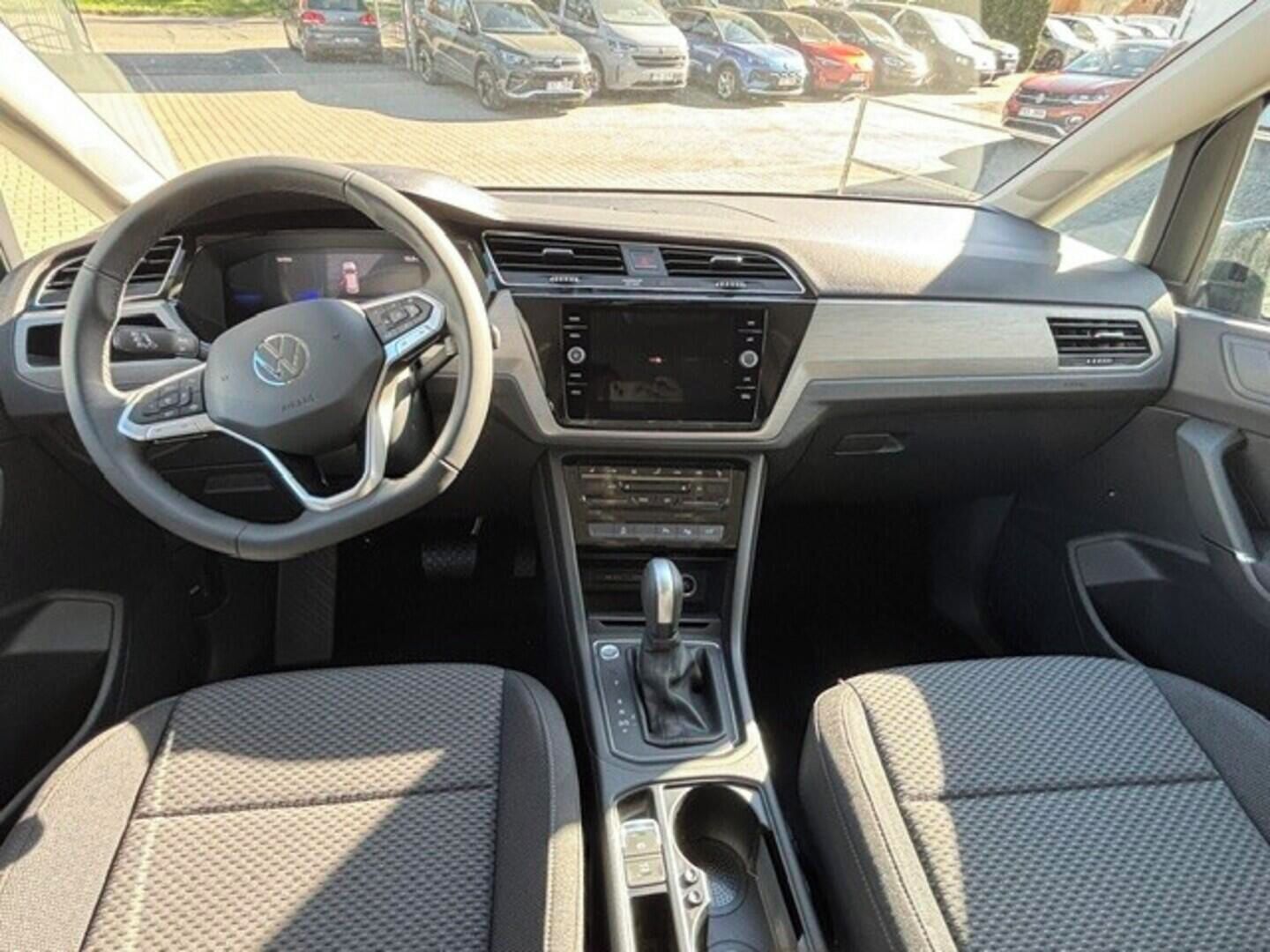 Volkswagen Touran, People 1,5 TSI EVO2 7DSG 110 k - fotka 6