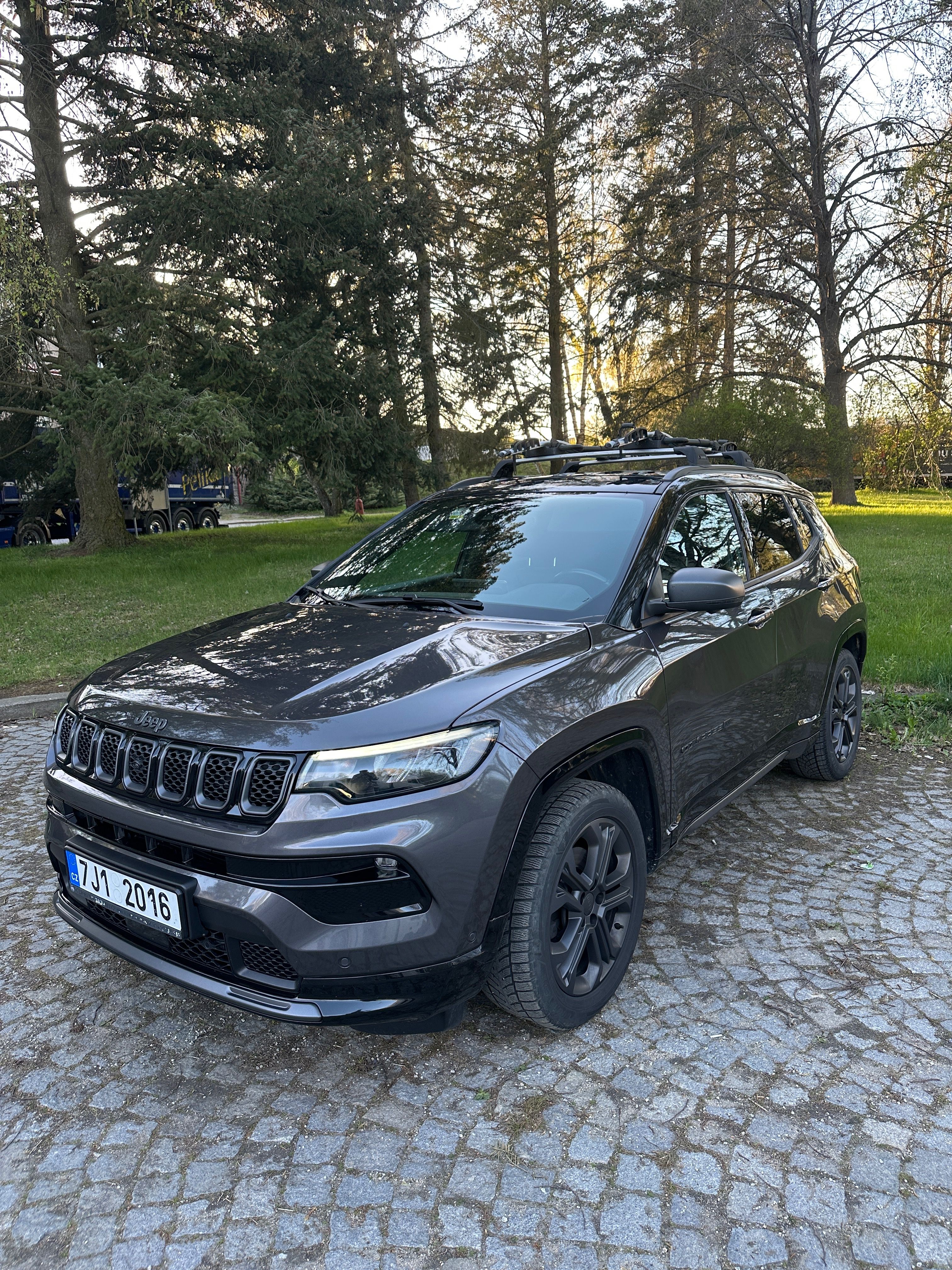 Jeep Compass, Lim. edice 80th Anniversary