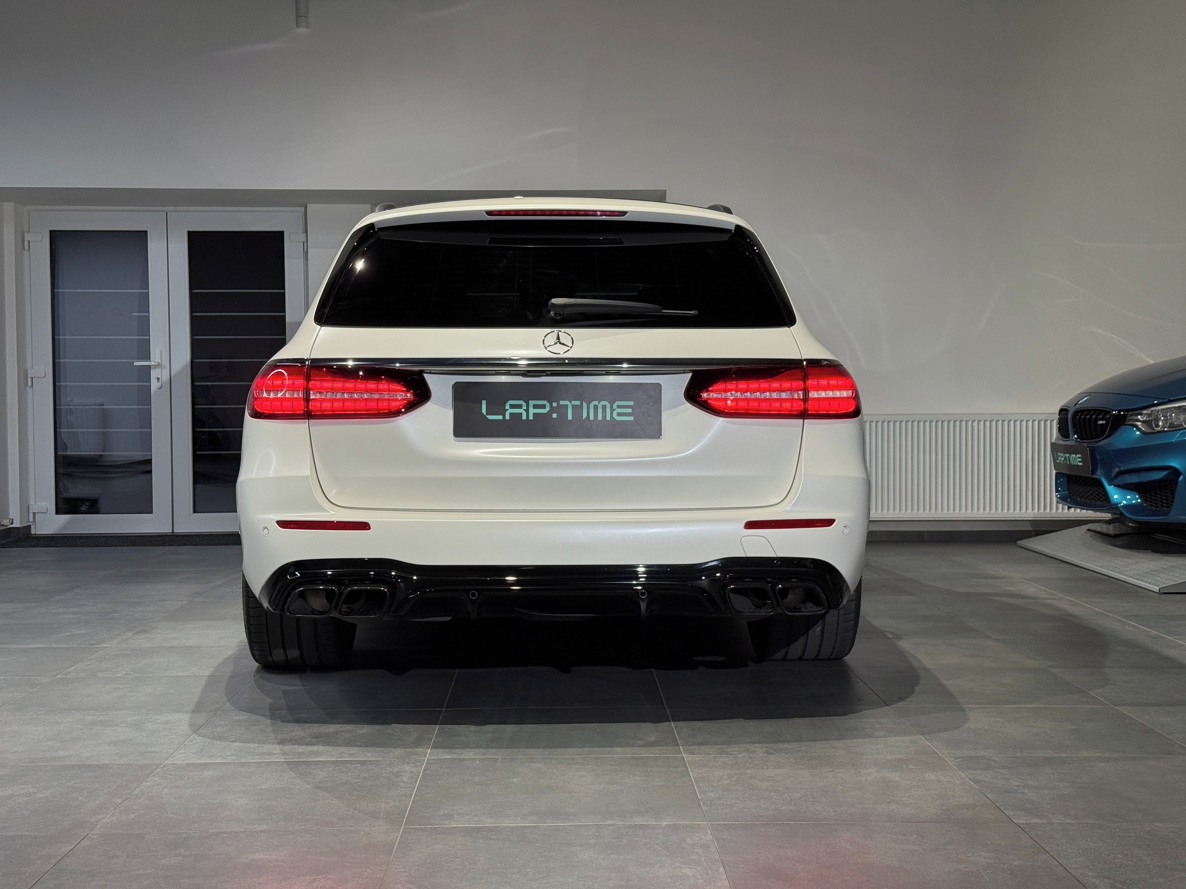 Mercedes-Benz Třídy E, E63S*AMG*Perf.Seats*Warranty - fotka 3